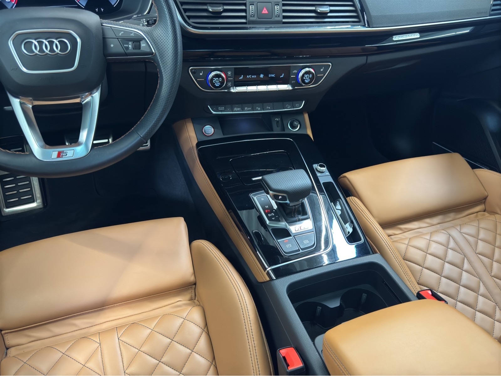 SQ5 TDI quattro Black HuD Matrix B&O AHK DESIGN-Paket