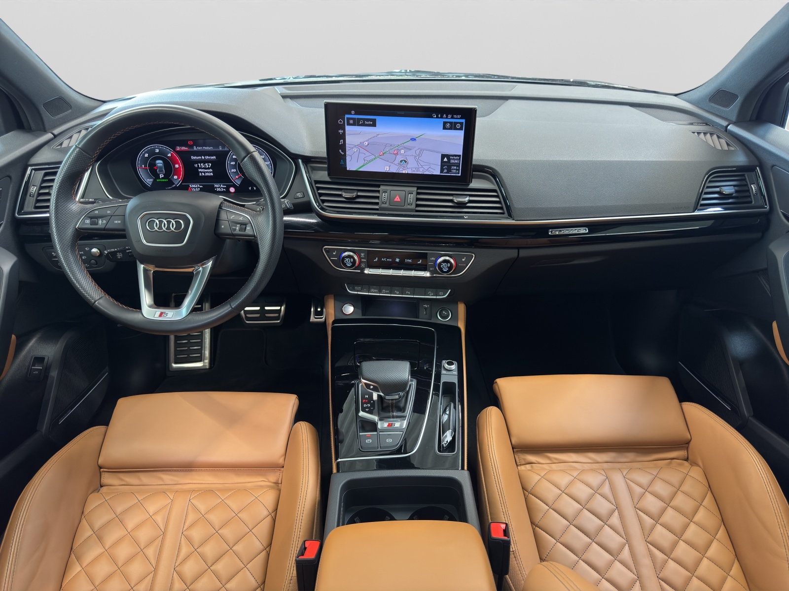 SQ5 TDI quattro Black HuD Matrix B&O AHK DESIGN-Paket