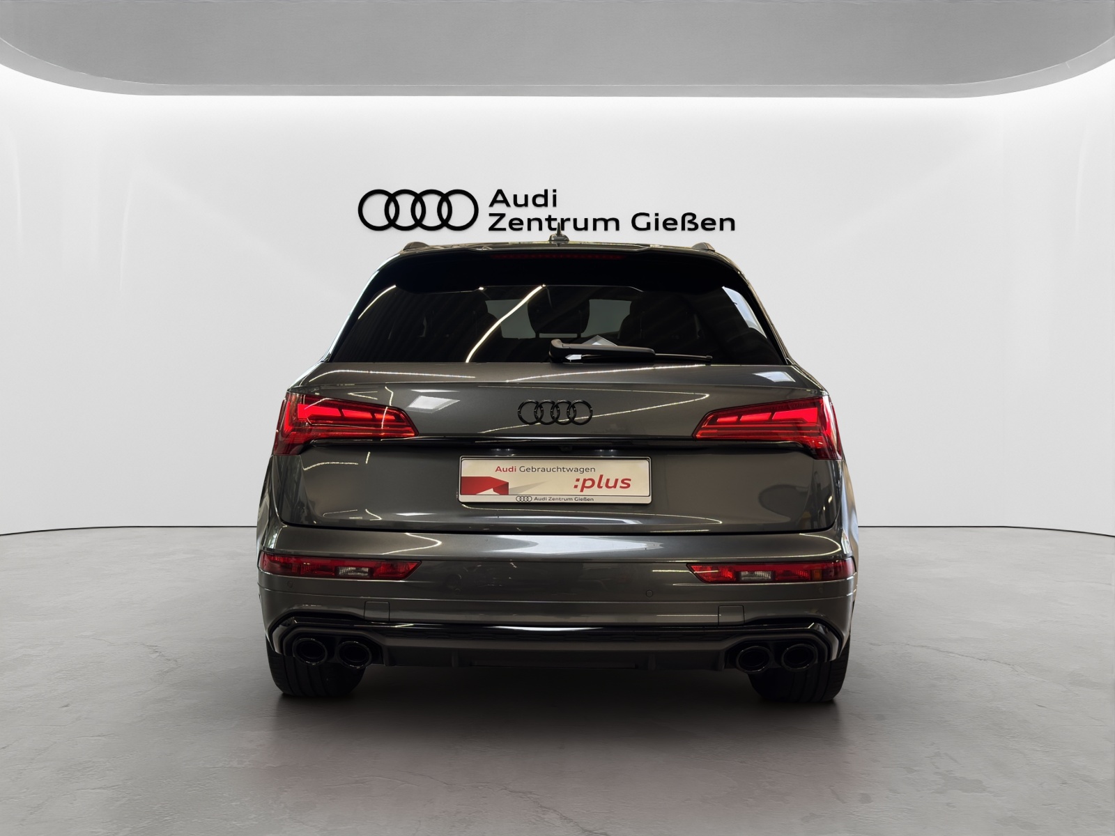 SQ5 TDI quattro Black HuD Matrix B&O AHK DESIGN-Paket