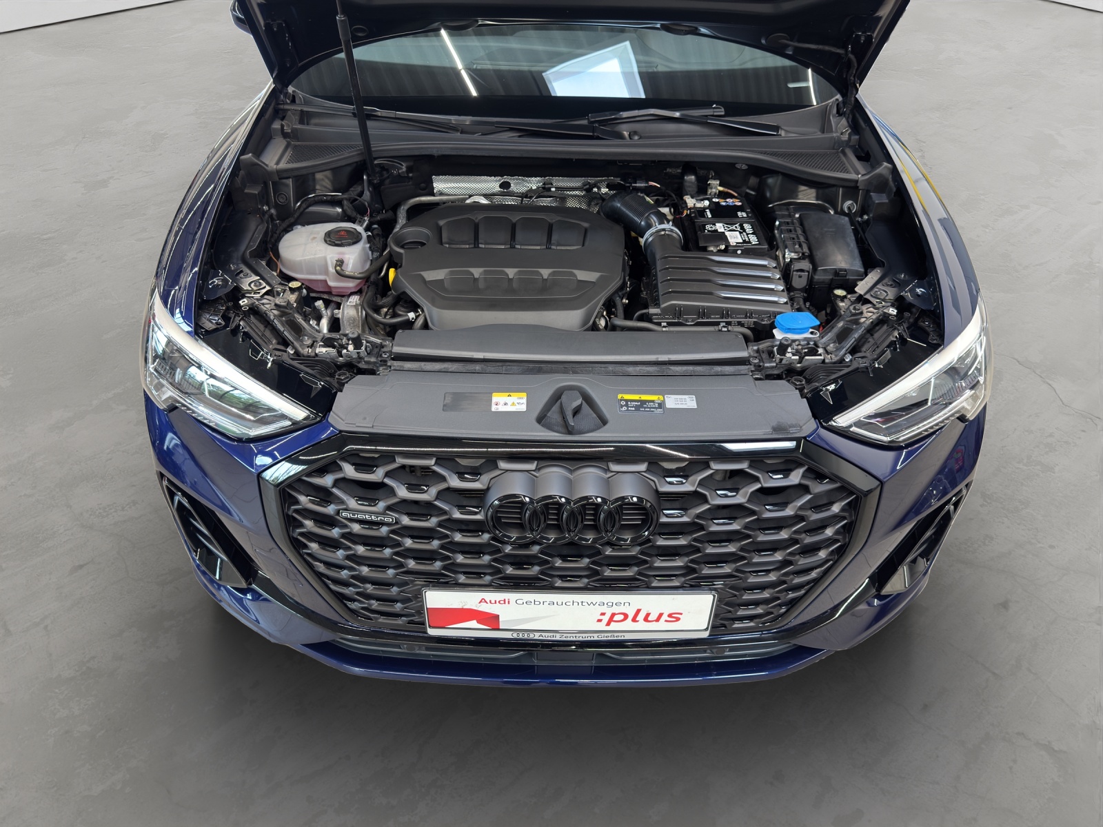 Q3 Sportback 40 TFSI quattro S line Black Kamera LED Navi
