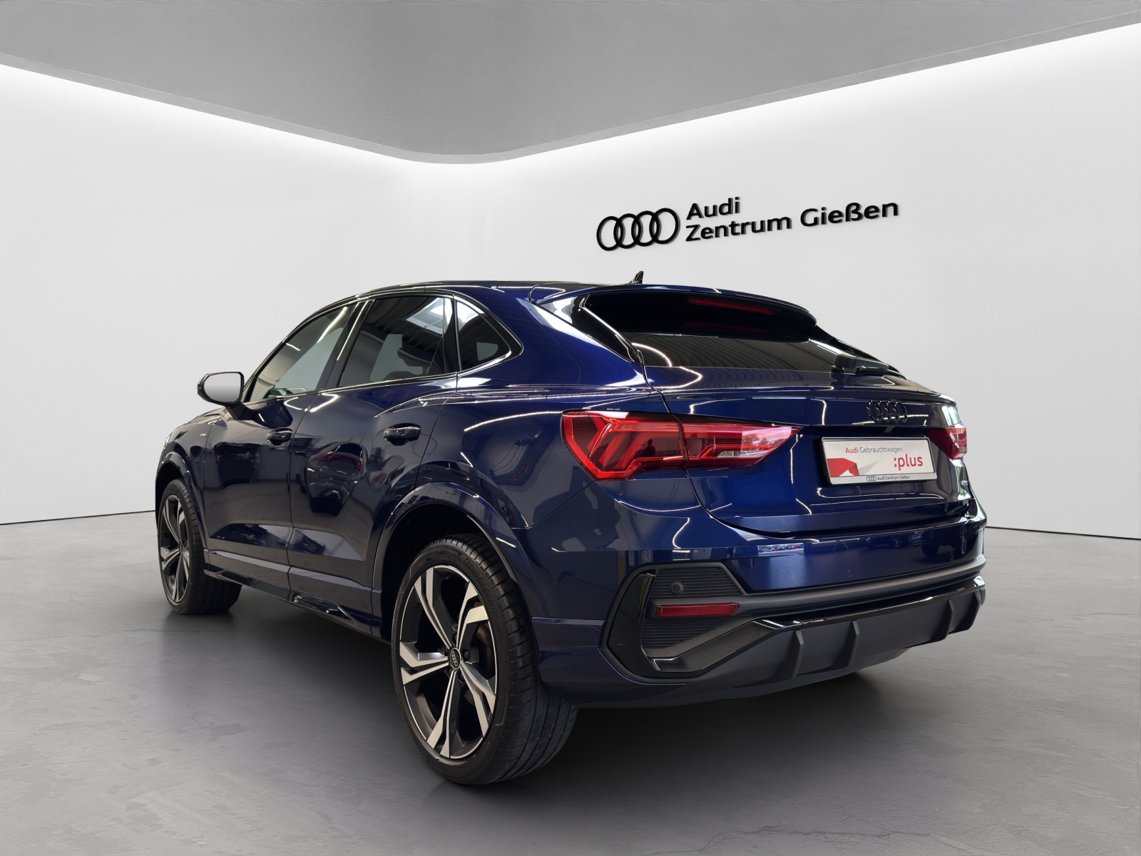 Q3 Sportback 40 TFSI quattro S line Black Kamera LED Navi