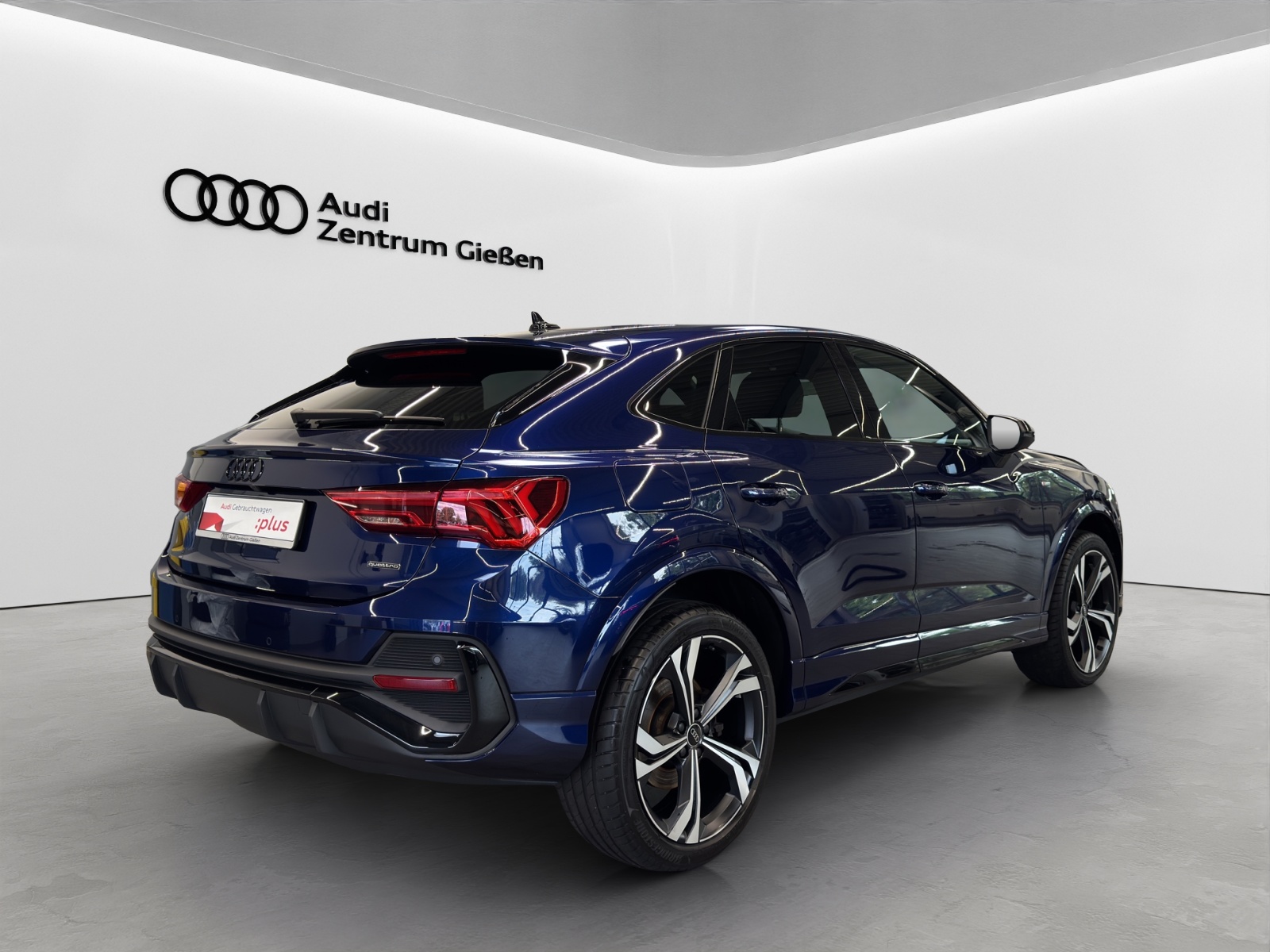 Q3 Sportback 40 TFSI quattro S line Black Kamera LED Navi