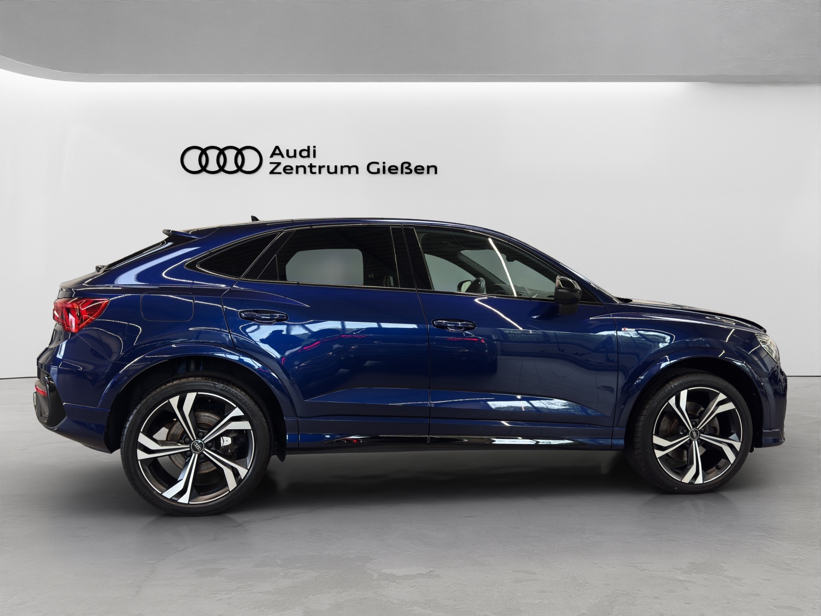 Q3 Sportback 40 TFSI quattro S line Black Kamera LED Navi