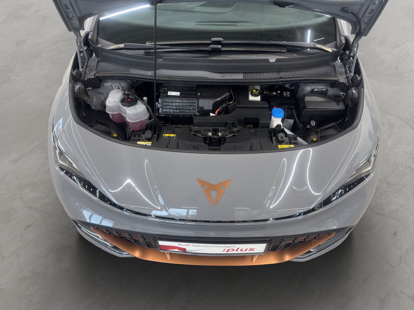Born e-Boost electric 170kw LED