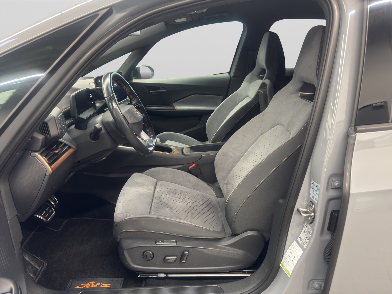 Born e-Boost electric 170 kW ACC Navi 360°Kamera