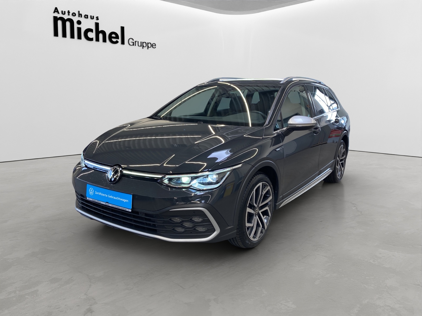 Golf 8 Variant TDI DSG 4M Alltrack IQ-Light Panodach Standh.AHK