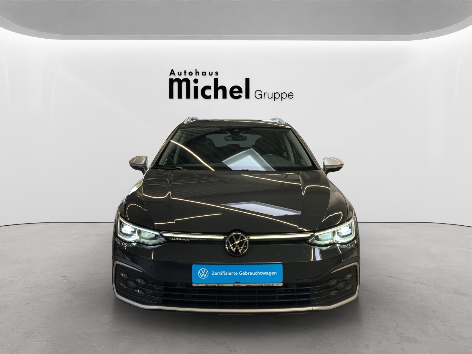 Golf 8 Variant TDI DSG 4M Alltrack IQ-Light Panodach Standh.AHK