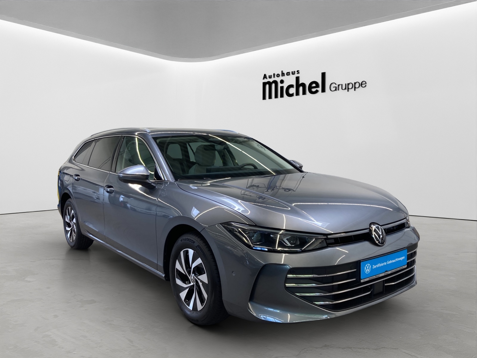 Passat Variant eTSI DSG Business HeadUp IQ-Light Panodach Ergositz