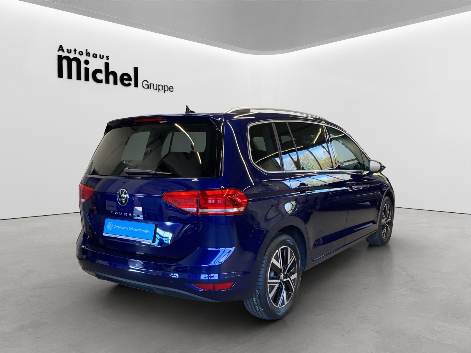 Touran TSI Highline LED Navi AHK TravelAssist Kamera