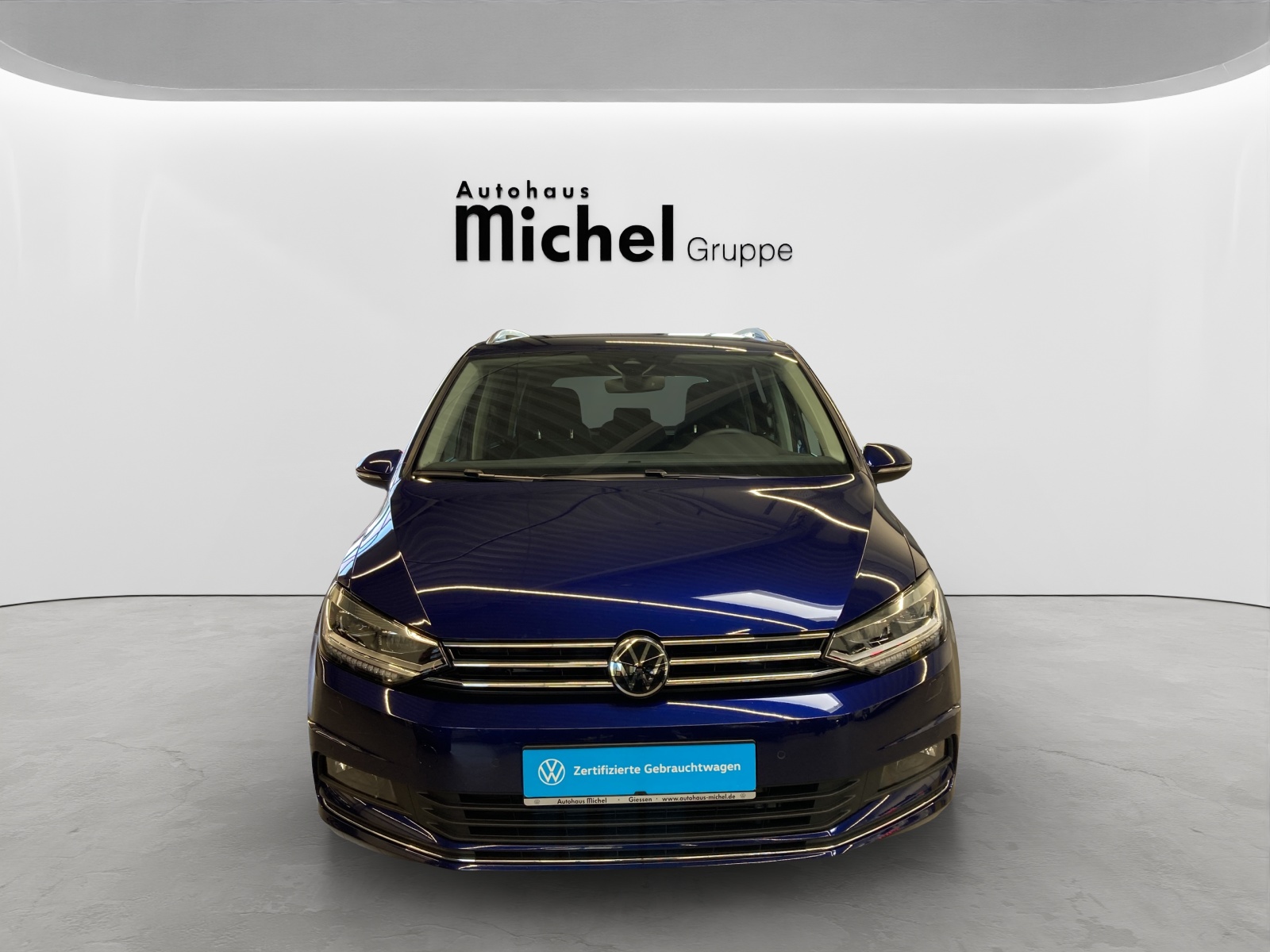 Touran TSI Highline LED Navi AHK TravelAssist Kamera