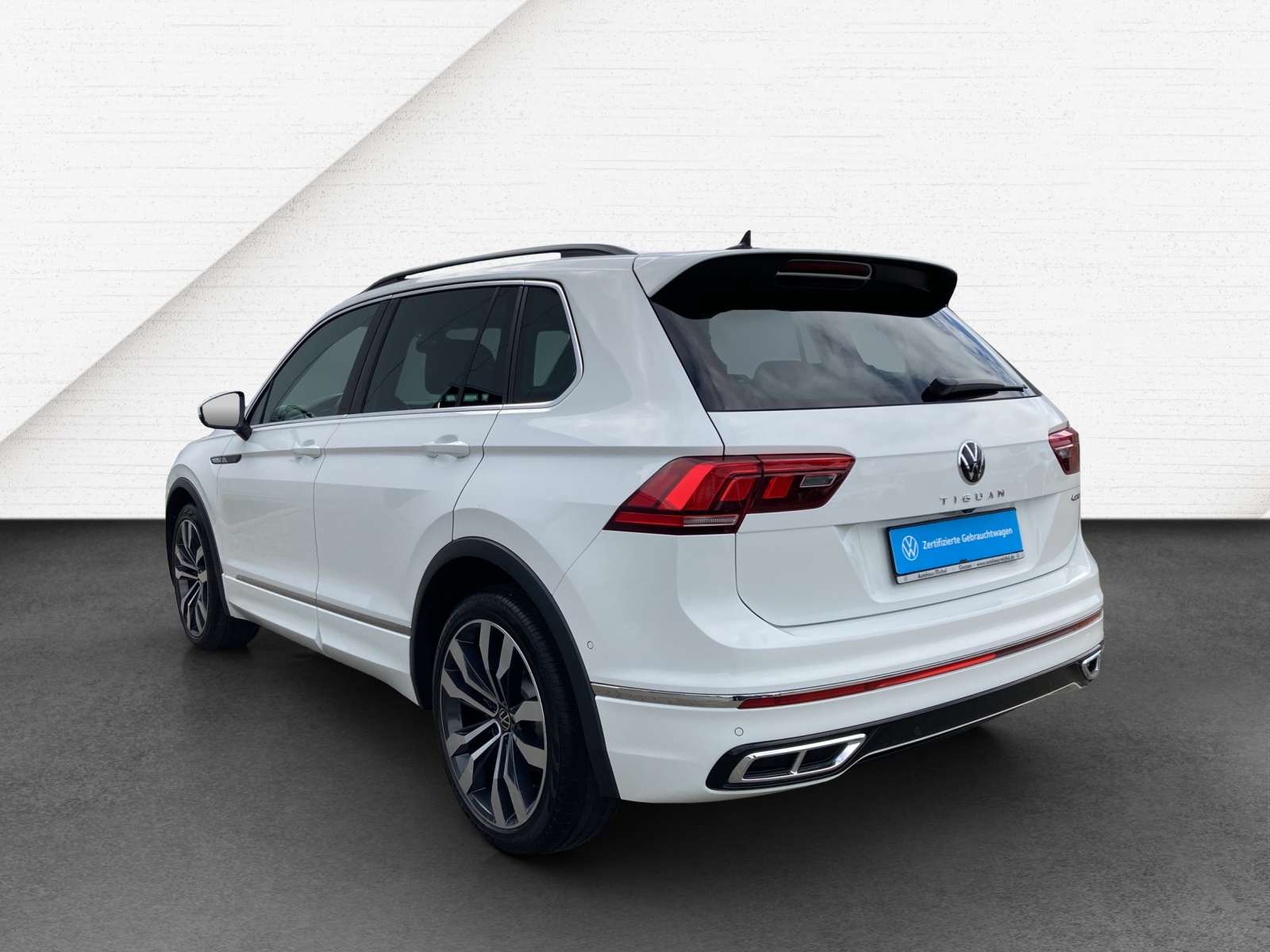 Tiguan 2.0 TDI DSG 4M R-Line LED-Matrix Navi AHK Alu-20Zoll