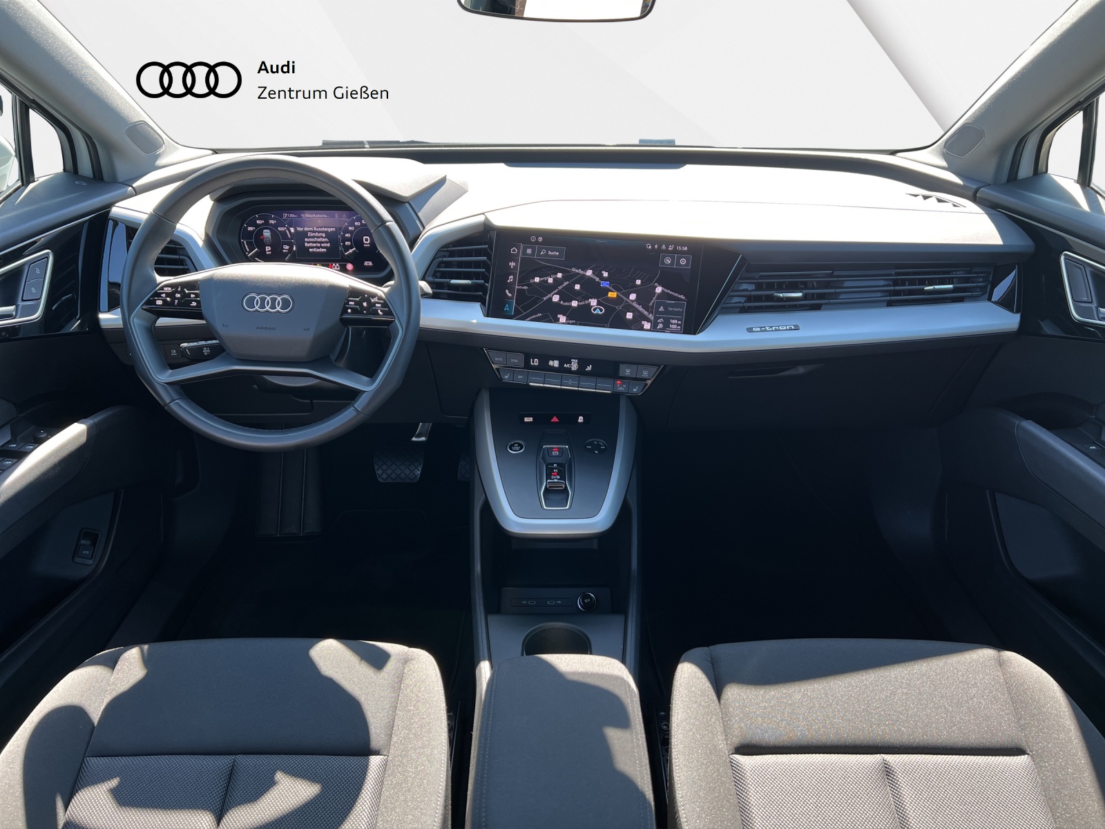 Q4 e-tron Sportback 50 quattro basis MMI Navi Plus