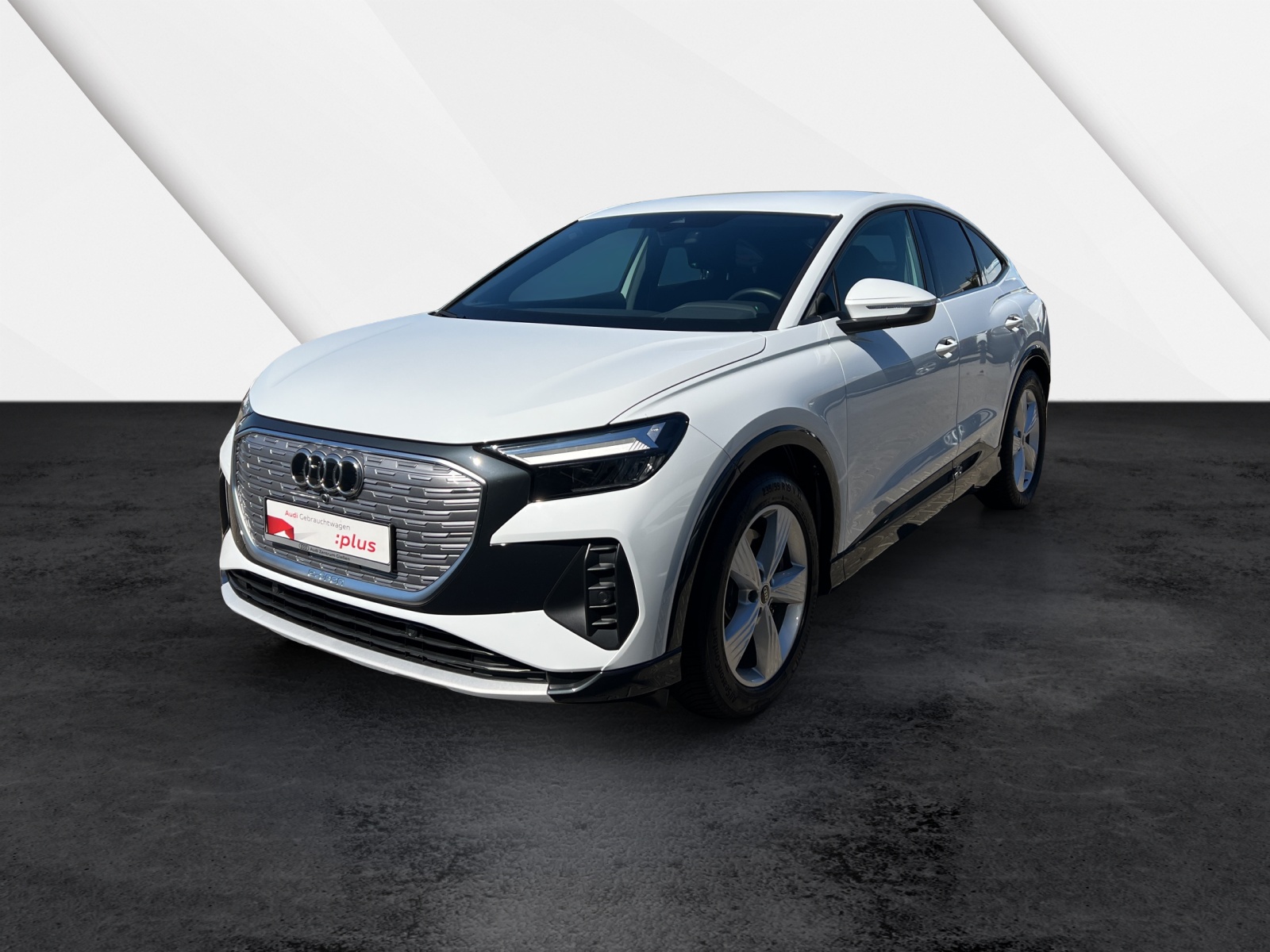 Q4 e-tron Sportback 50 quattro basis MMI Navi Plus