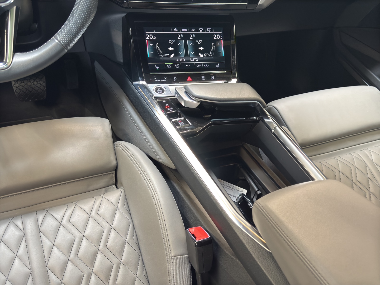 e-tron Sportback 55 quattro S line Pano HuD B&O AHK