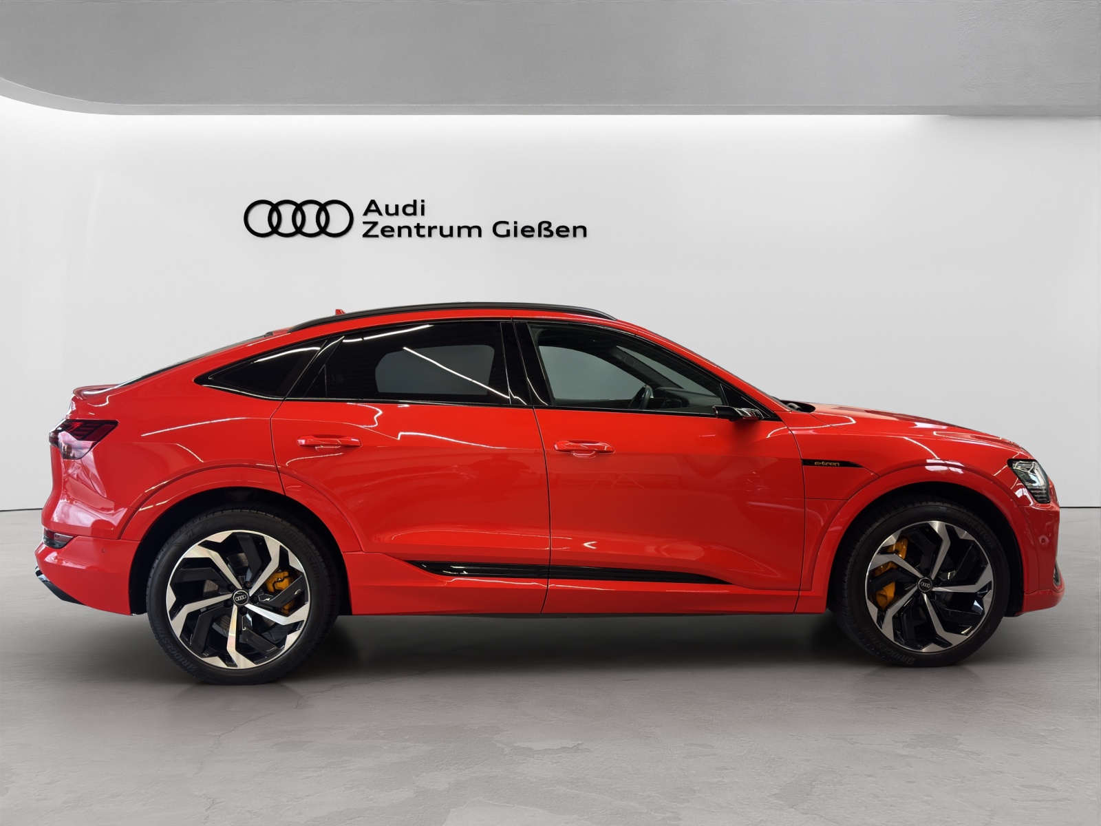 e-tron Sportback 55 quattro S line Pano HuD B&O AHK