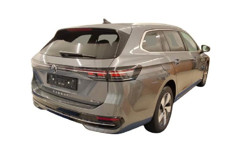 Passat Variant TDI DSG 4M Elegance IQ-Light AHK Kamera Harmann-Kardon