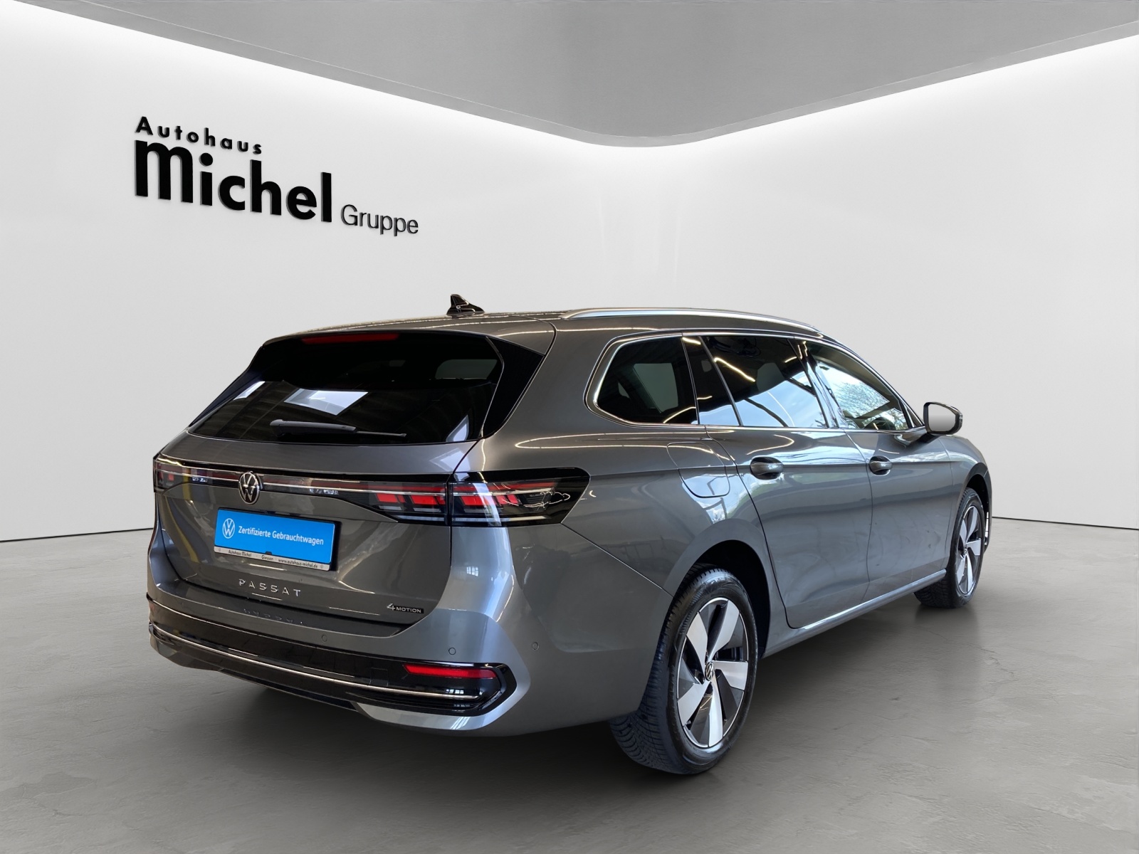 Passat Variant TDI DSG 4M Elegance IQ-Light AHK Kamera Harmann-Kardon