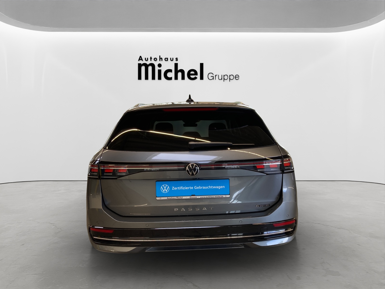 Passat Variant TDI DSG 4M Elegance IQ-Light AHK Kamera Harmann-Kardon