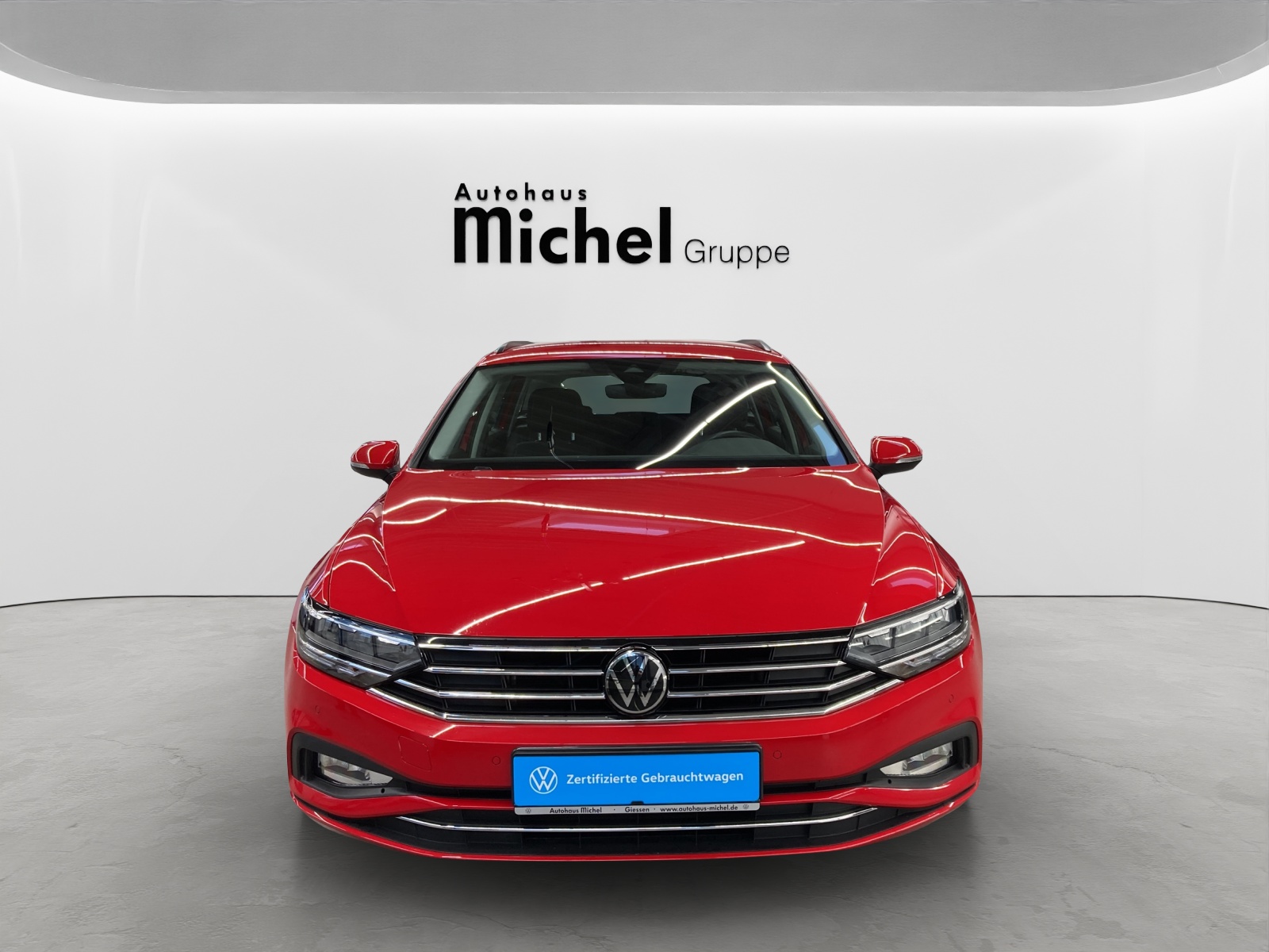 Passat Variant TDI DSG Business LED Navi TravelAssist Kamera