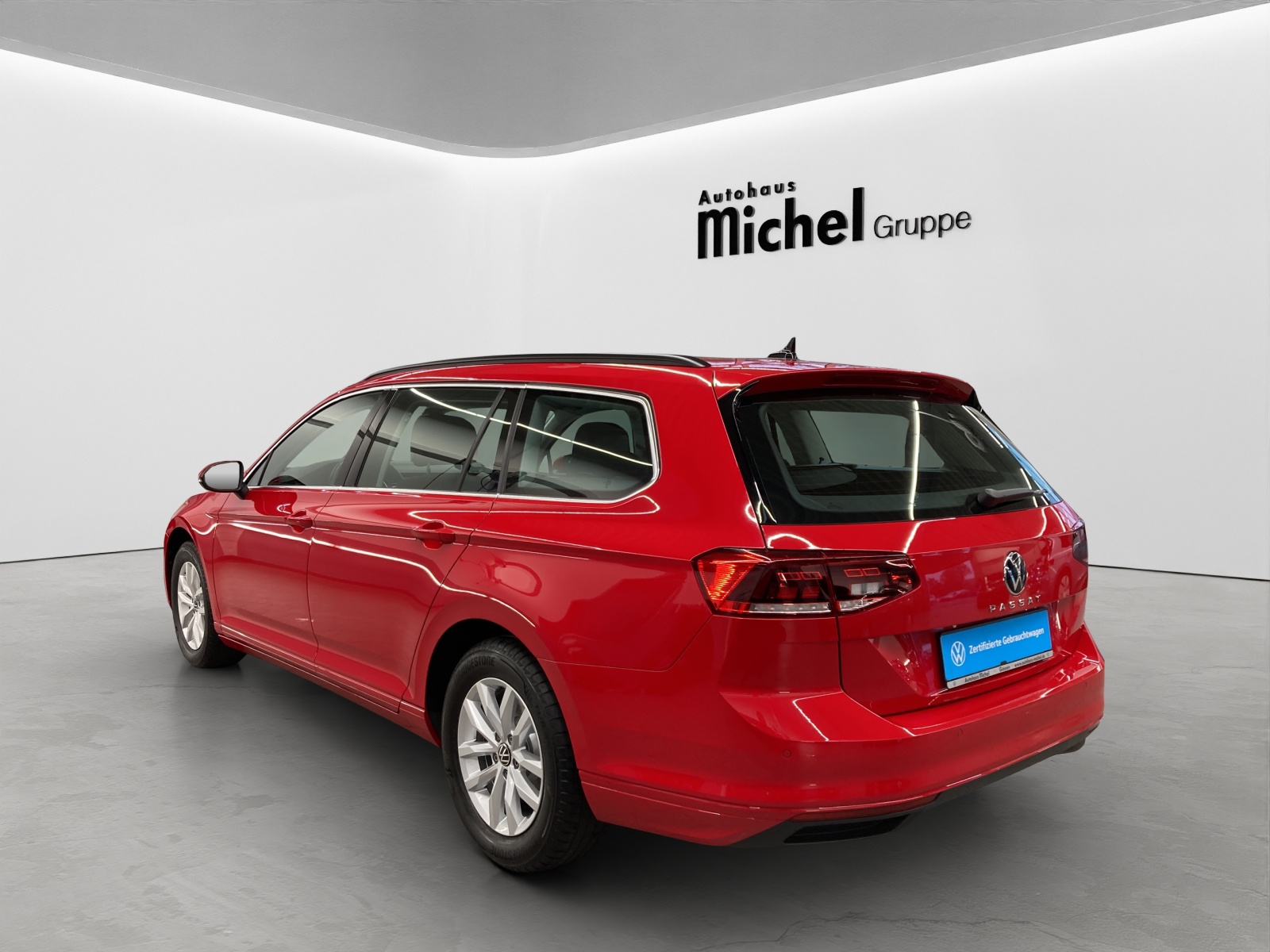 Passat Variant TDI DSG Business LED Navi TravelAssist Kamera