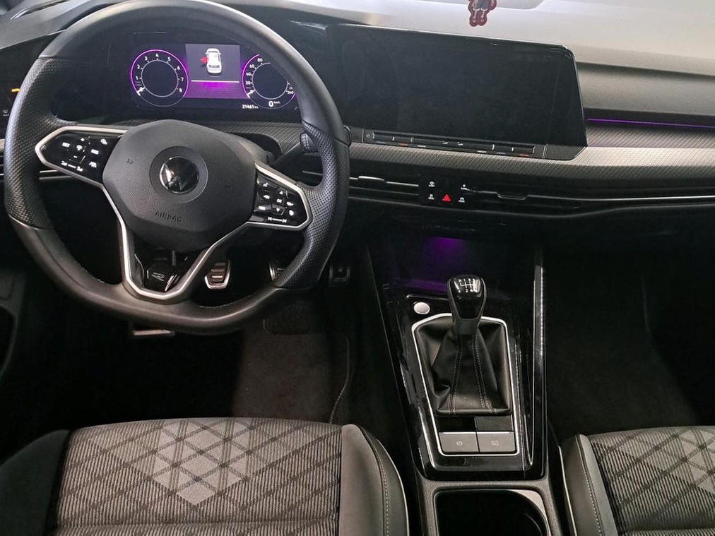 Golf 8 1.5 TSI R-Line LED TravelAssist Navi Harmann-Kardon