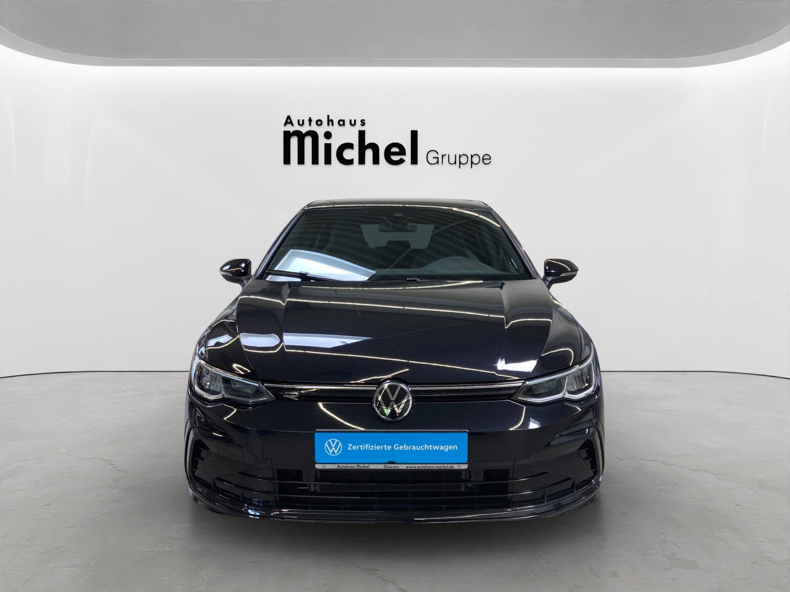 Golf 8 1.5 TSI R-Line LED TravelAssist Navi Harmann-Kardon