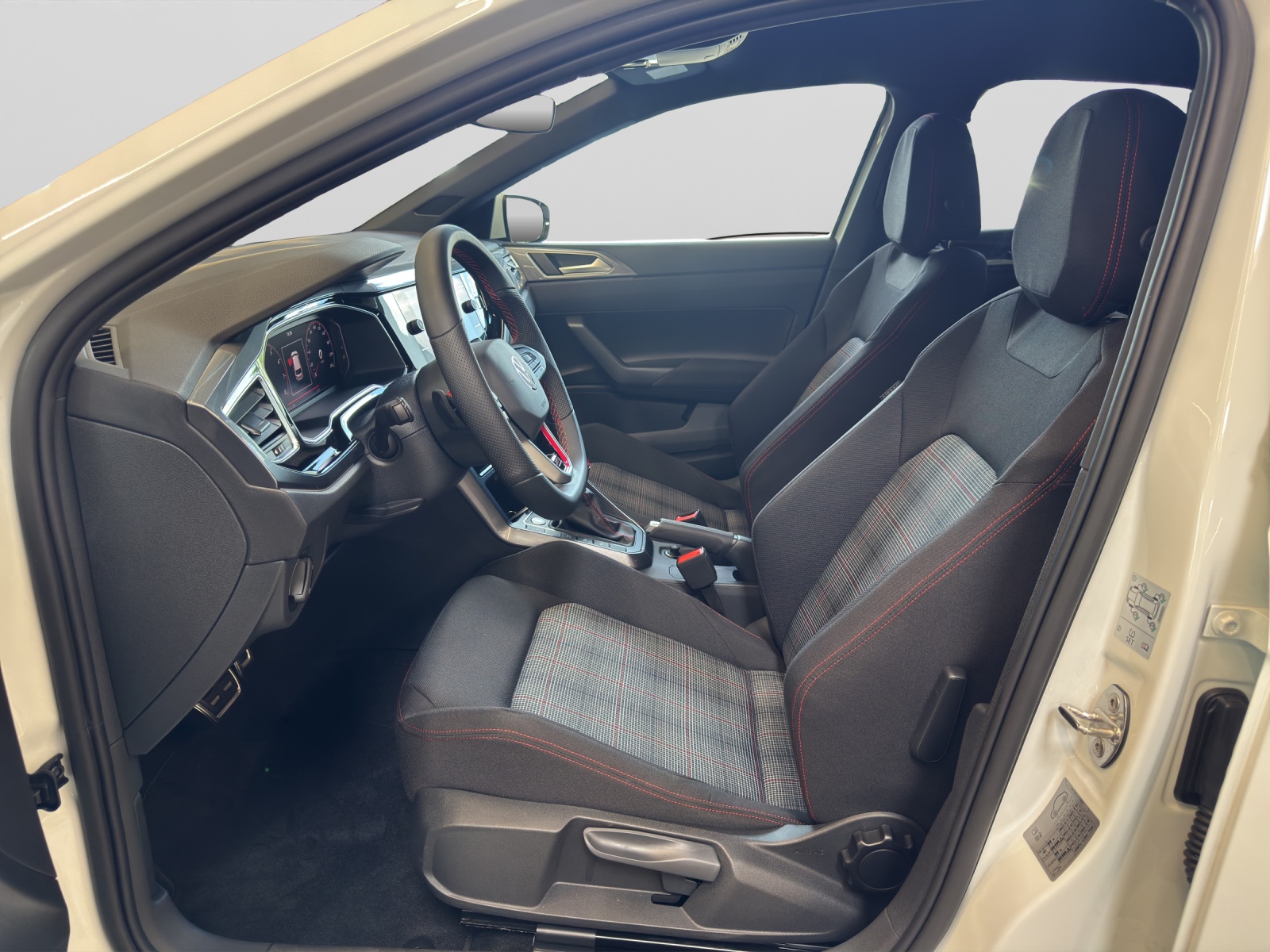 Polo TSI DSG GTI IQ-Light TravelAssist Kamera Alu-18Zoll