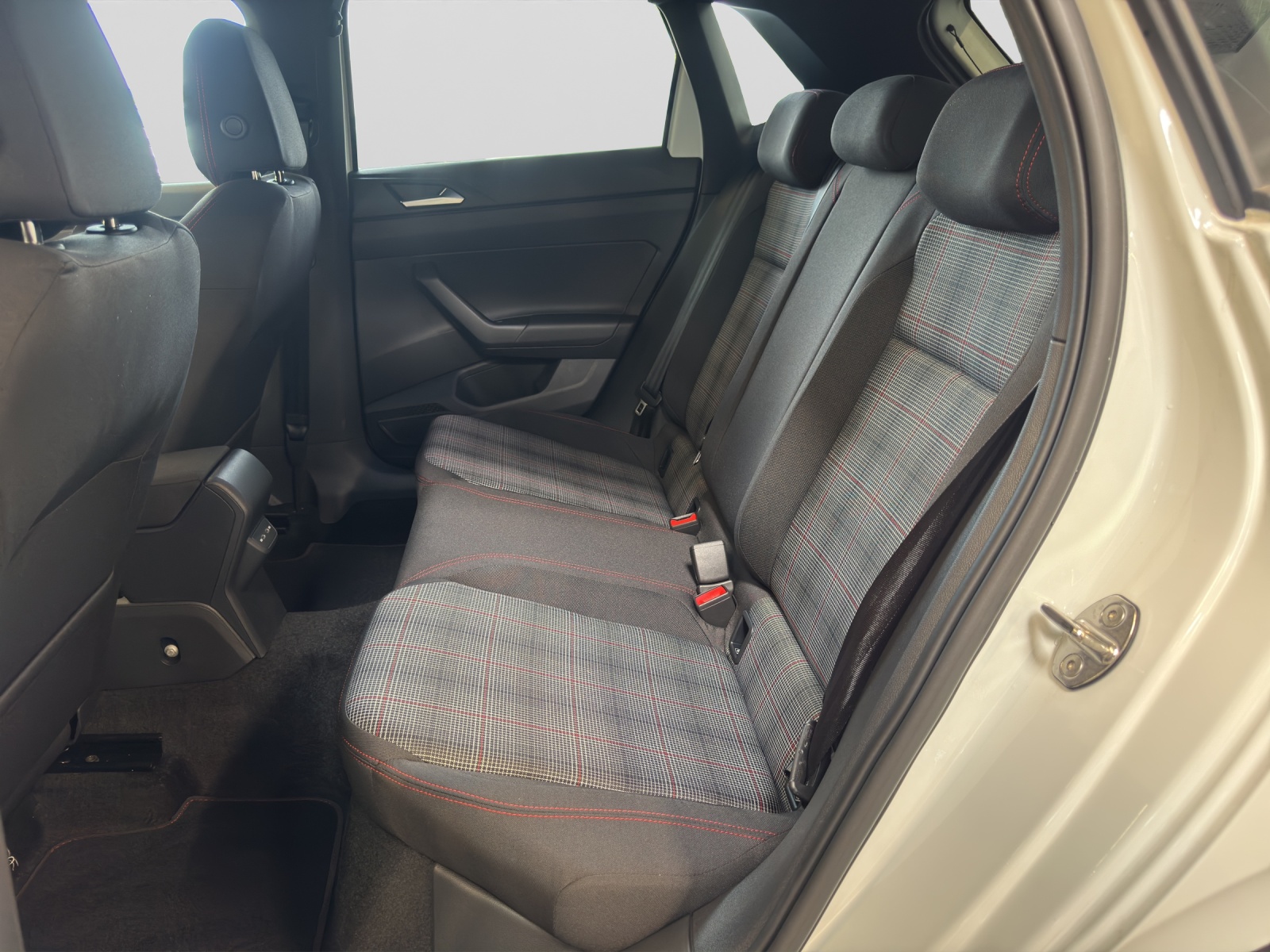 Polo TSI DSG GTI IQ-Light TravelAssist Kamera Alu-18Zoll