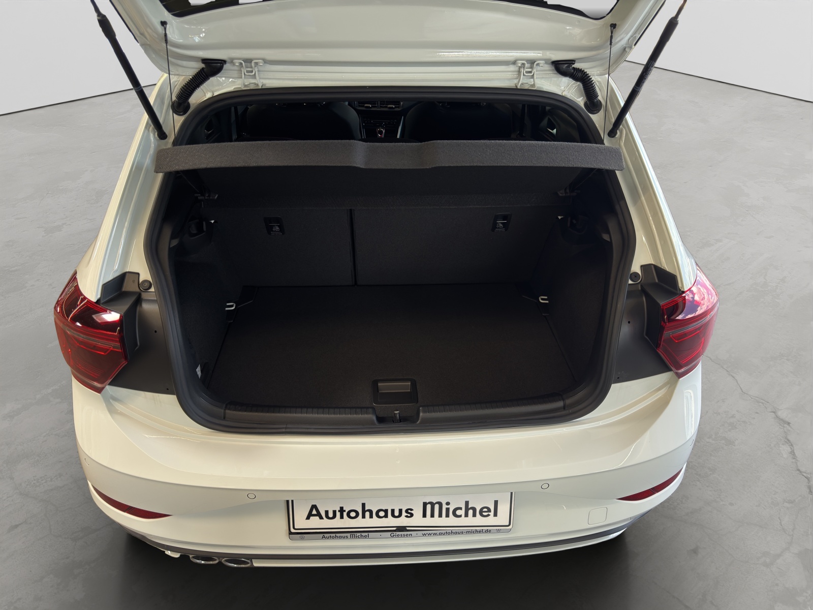 Polo TSI DSG GTI IQ-Light TravelAssist Kamera Alu-18Zoll