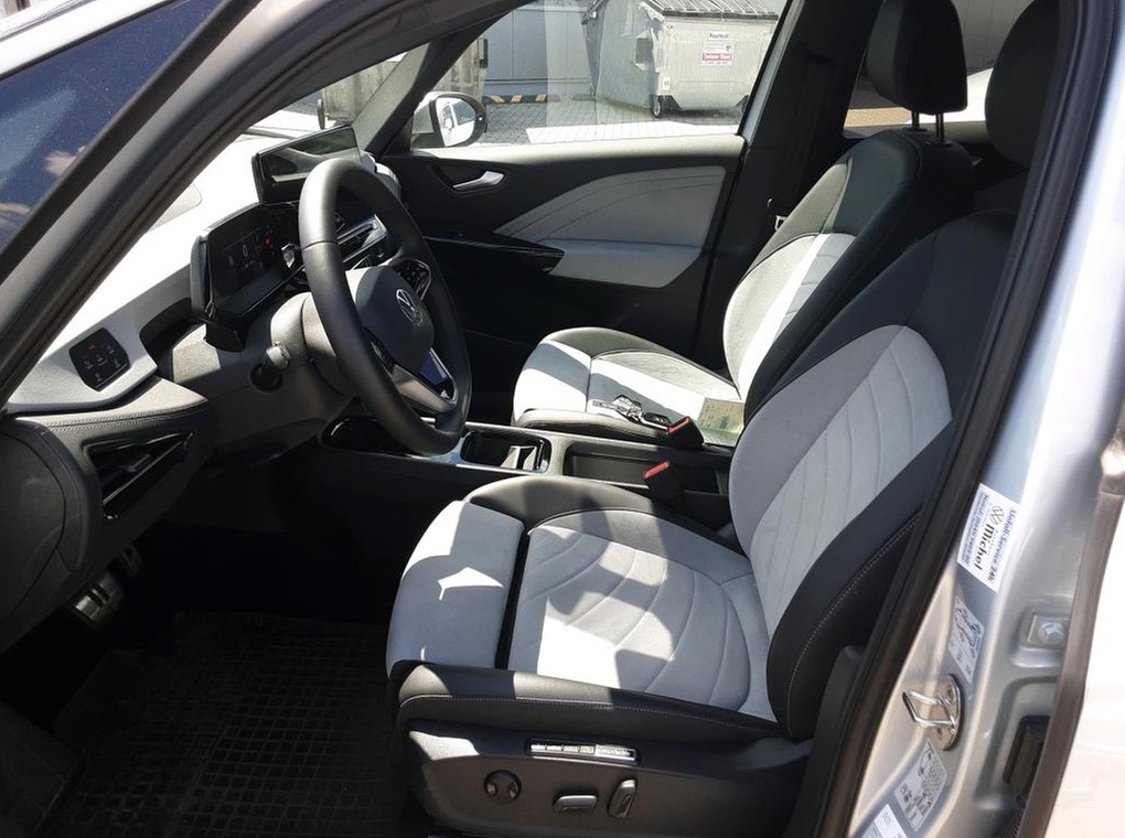 ID.3 Pro S 150 kW/77kWh Wärmepumpe IQ-Light ACC Ergositz