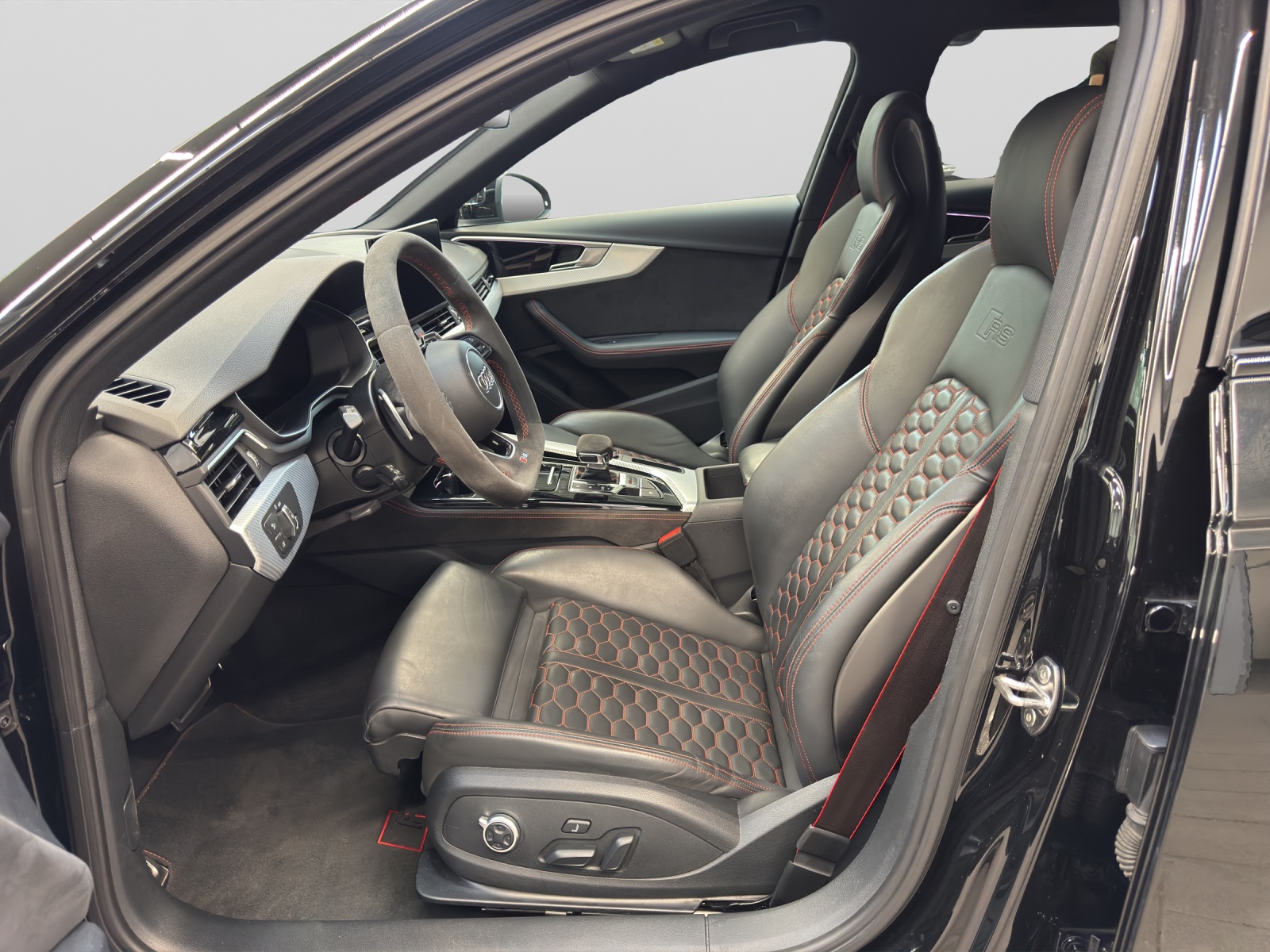 RS 4 Avant 2.9 TFSI quattro Black competition plus LED Navi