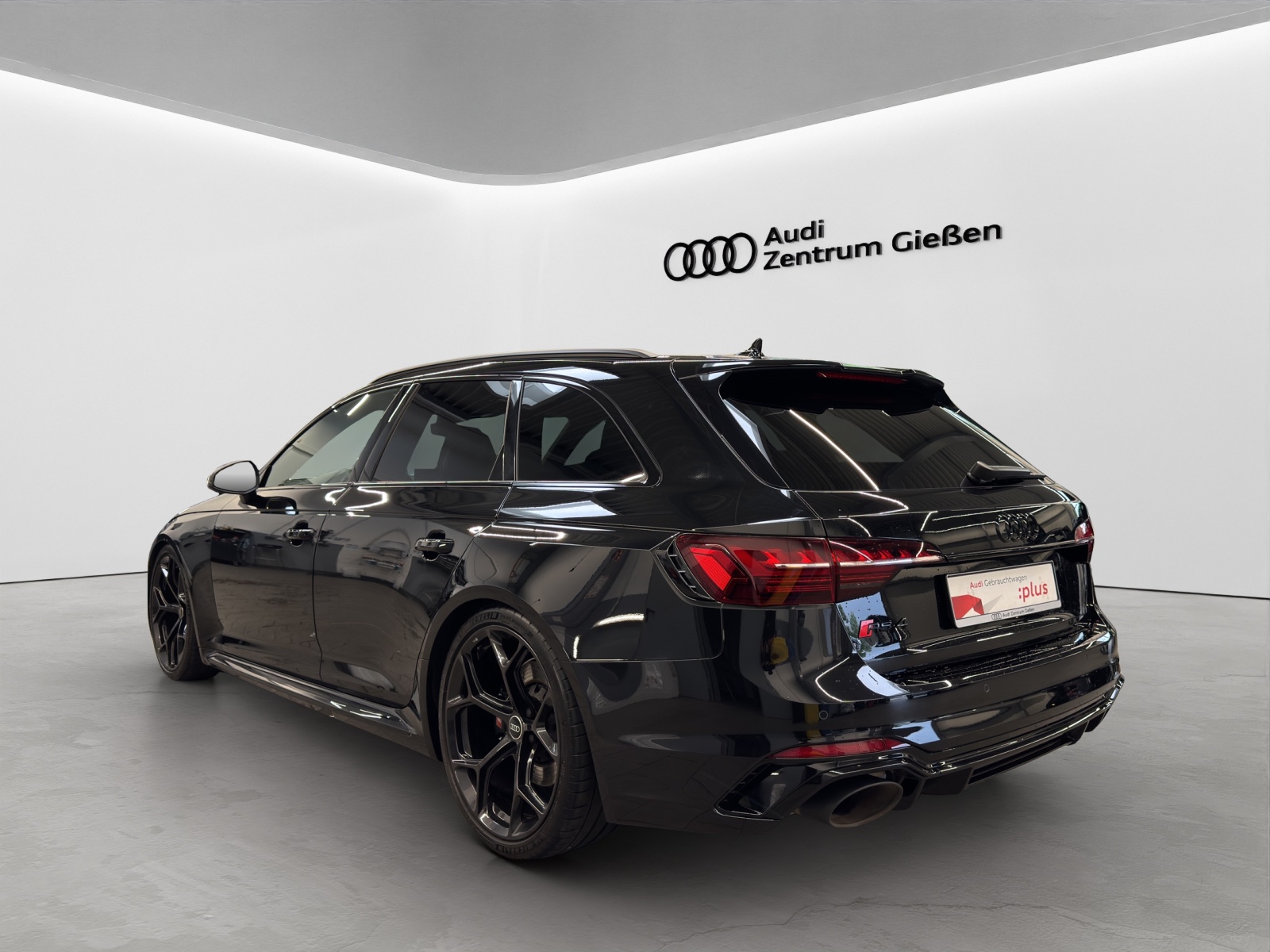 RS 4 Avant 2.9 TFSI quattro Black competition plus LED Navi