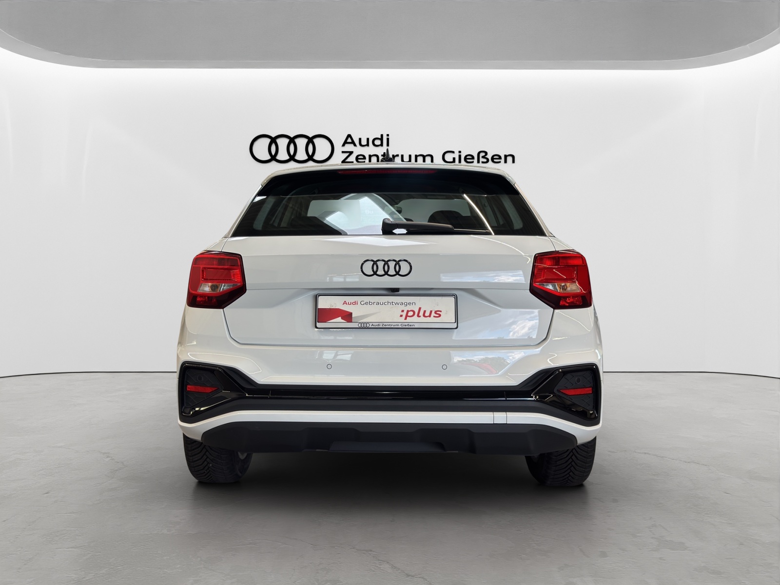 Q2 35 TFSI S line Black LED Navi Assistenzpaket