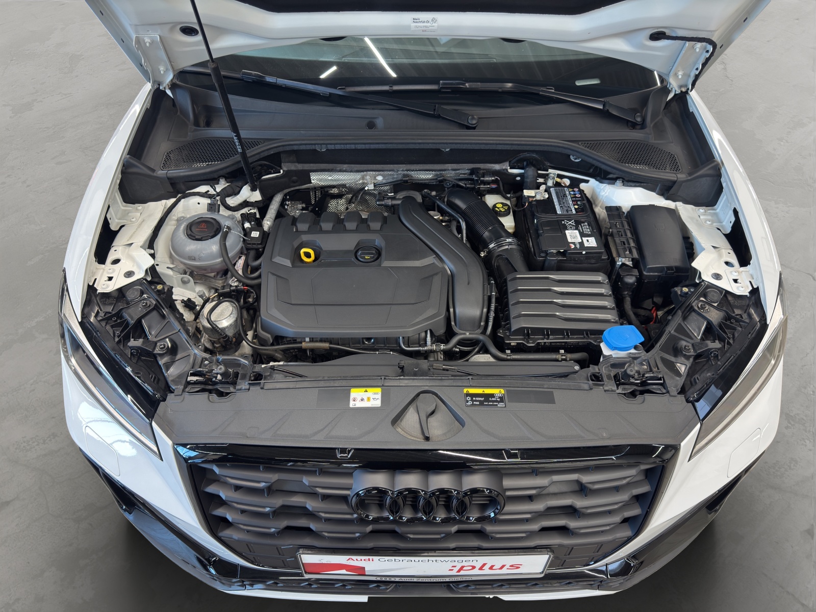 Q2 35 TFSI S line Black LED Navi Assistenzpaket