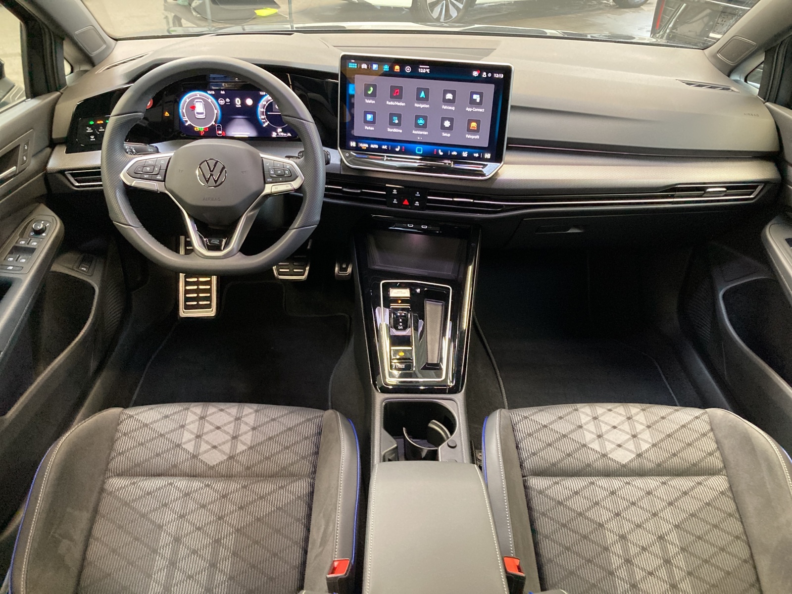 Golf 8 Variant TDI DSG R-Line 