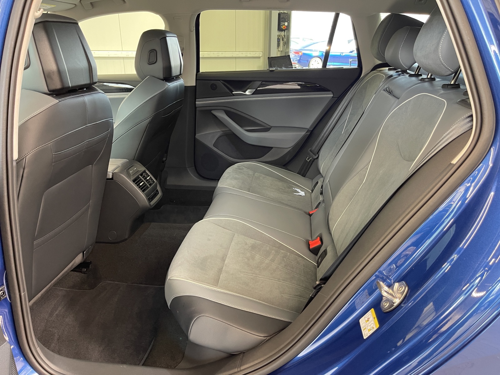 Passat Variant 1.5 eTSI DSG Business 