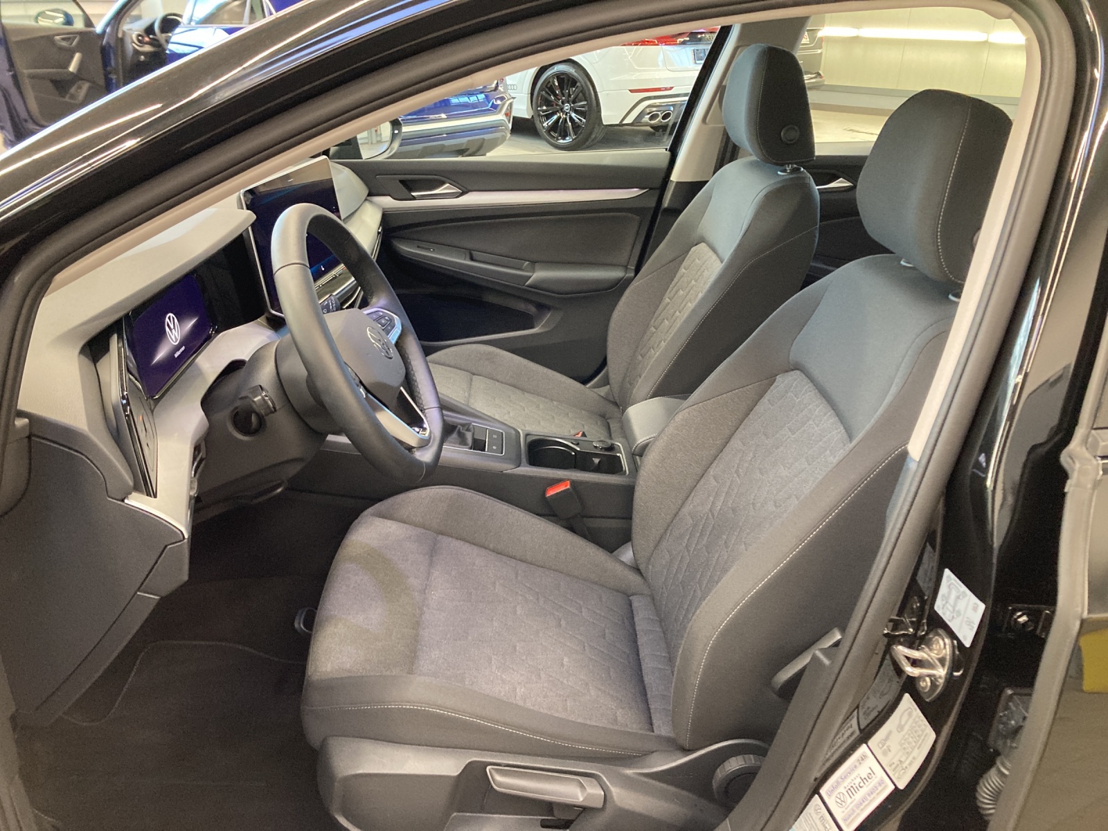 Golf 8 1.5 TSI Life LED Navi TravelAssist