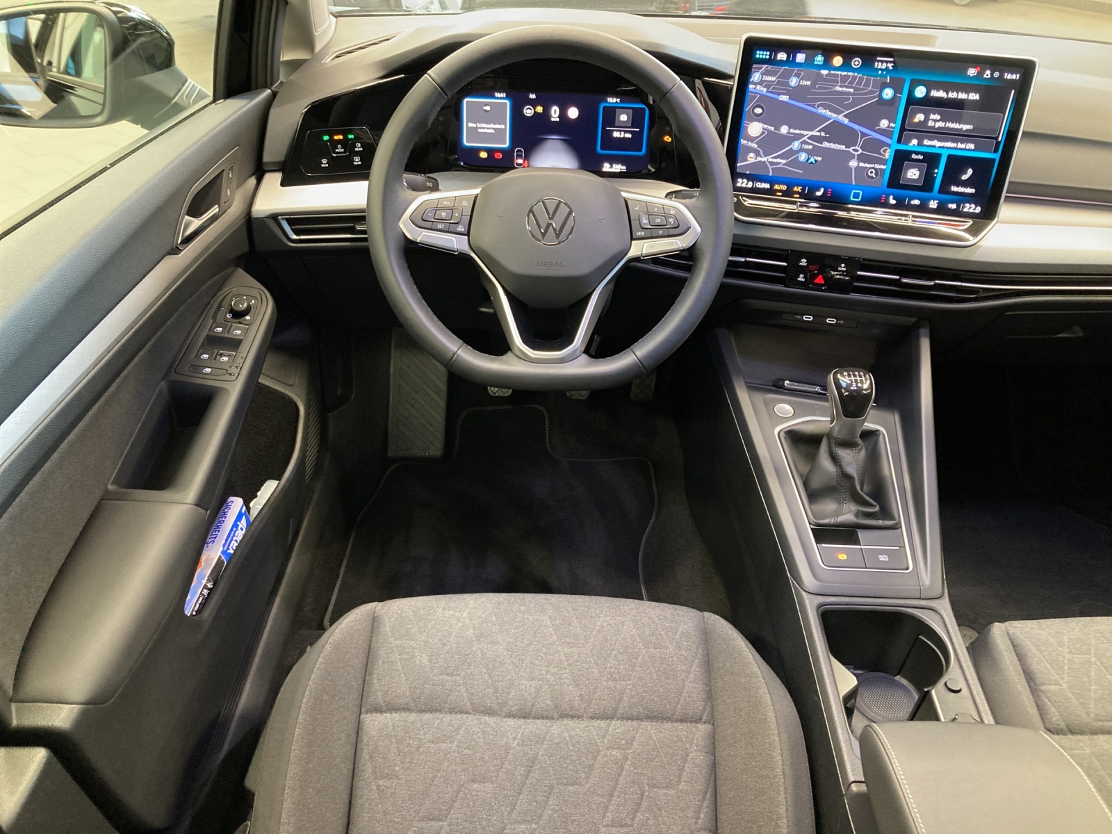 Golf 8 1.5 TSI Life LED Navi TravelAssist