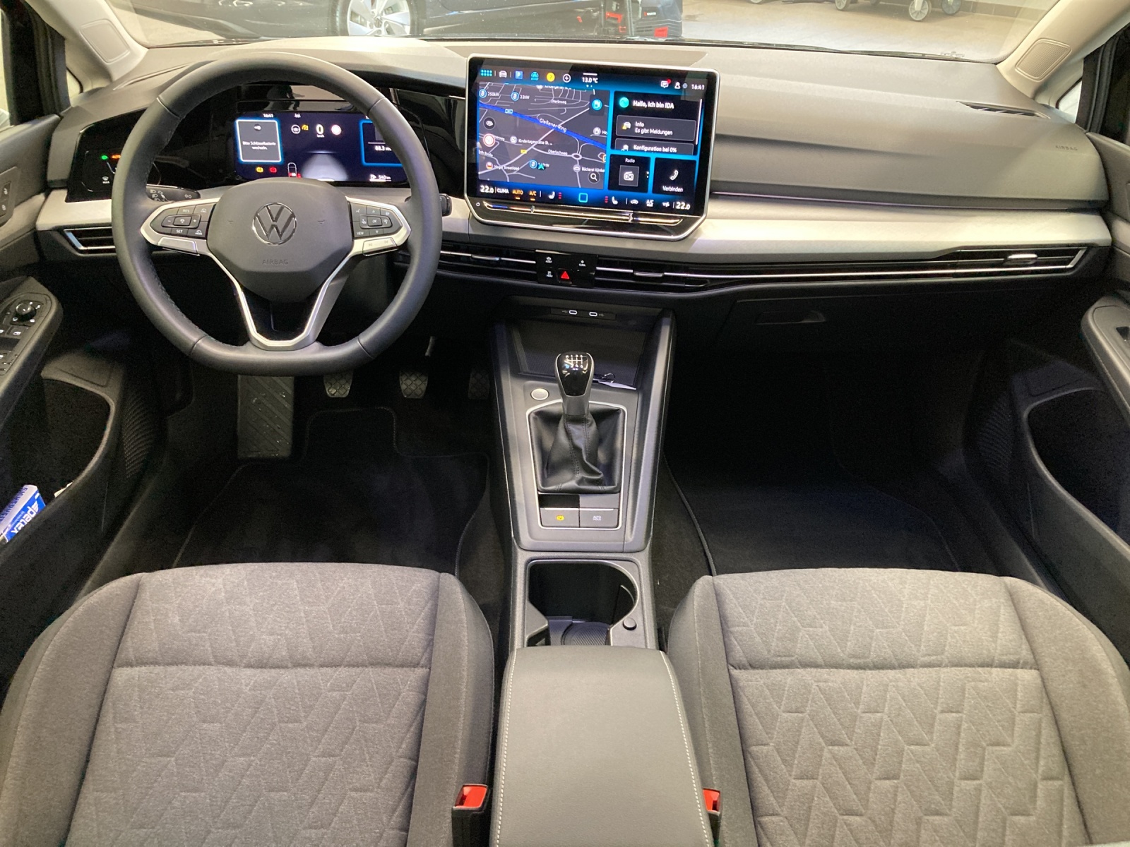 Golf 8 1.5 TSI Life LED Navi TravelAssist