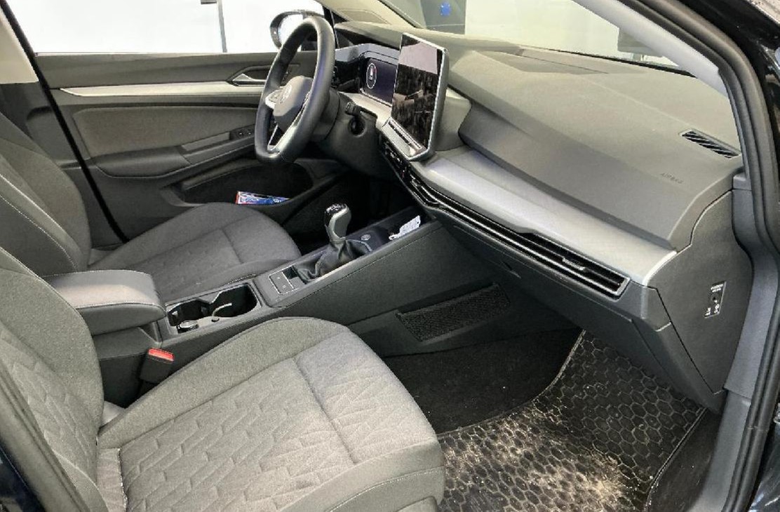 Golf 8 1.5 TSI Life LED Navi TravelAssist