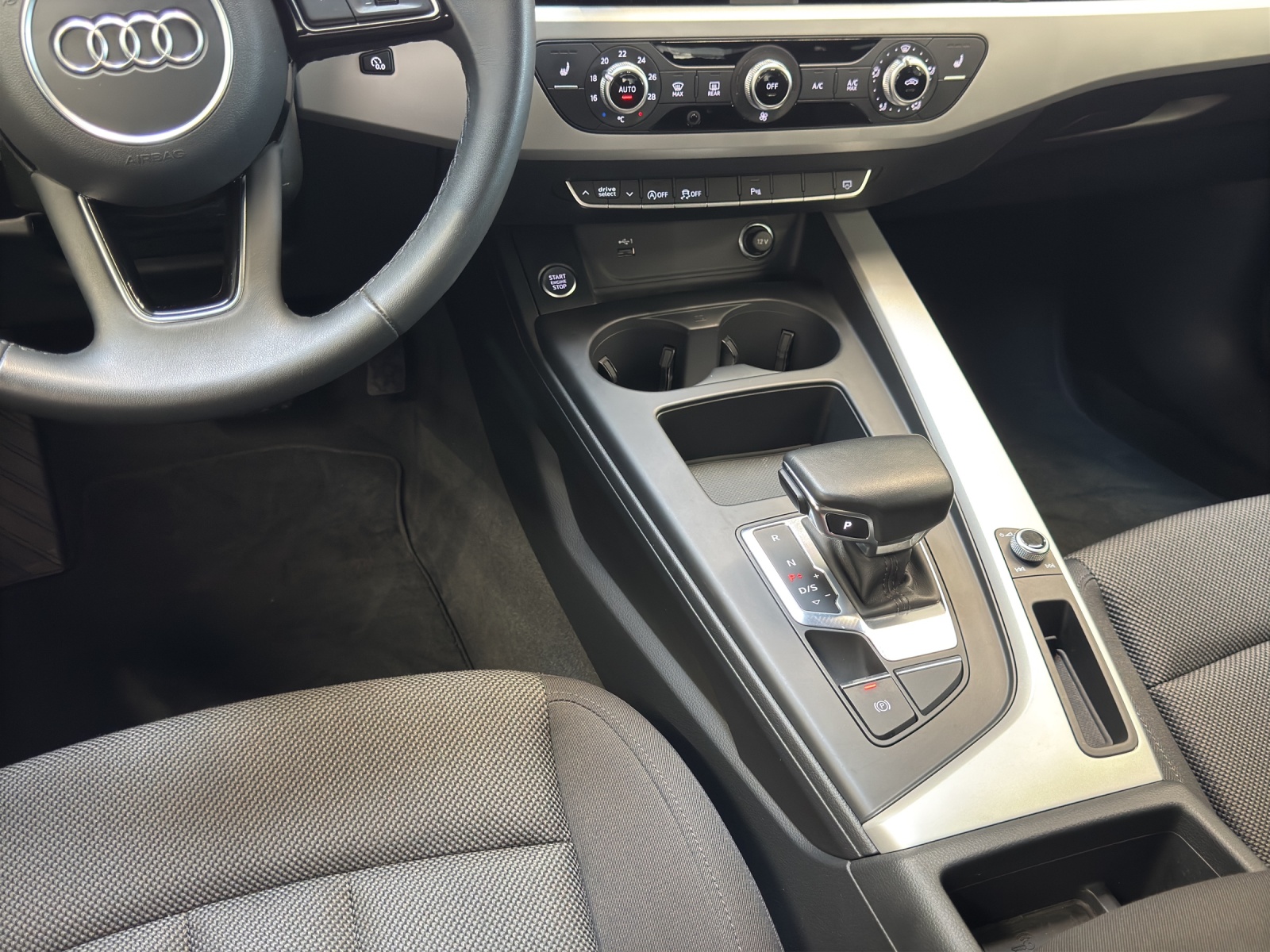 A4 Avant 40 TFSI basis Navi Buisnesspaket