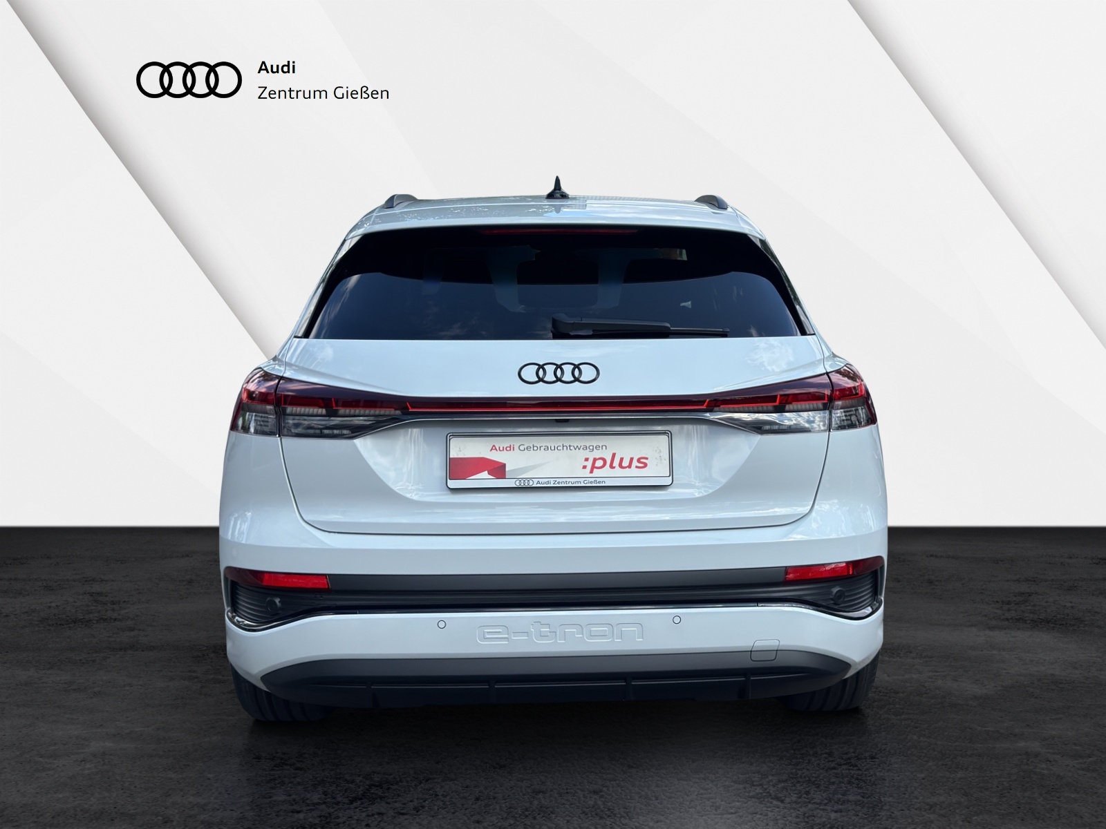 Q4 e-tron 40 S line Black AHK Matrix-LED Navi