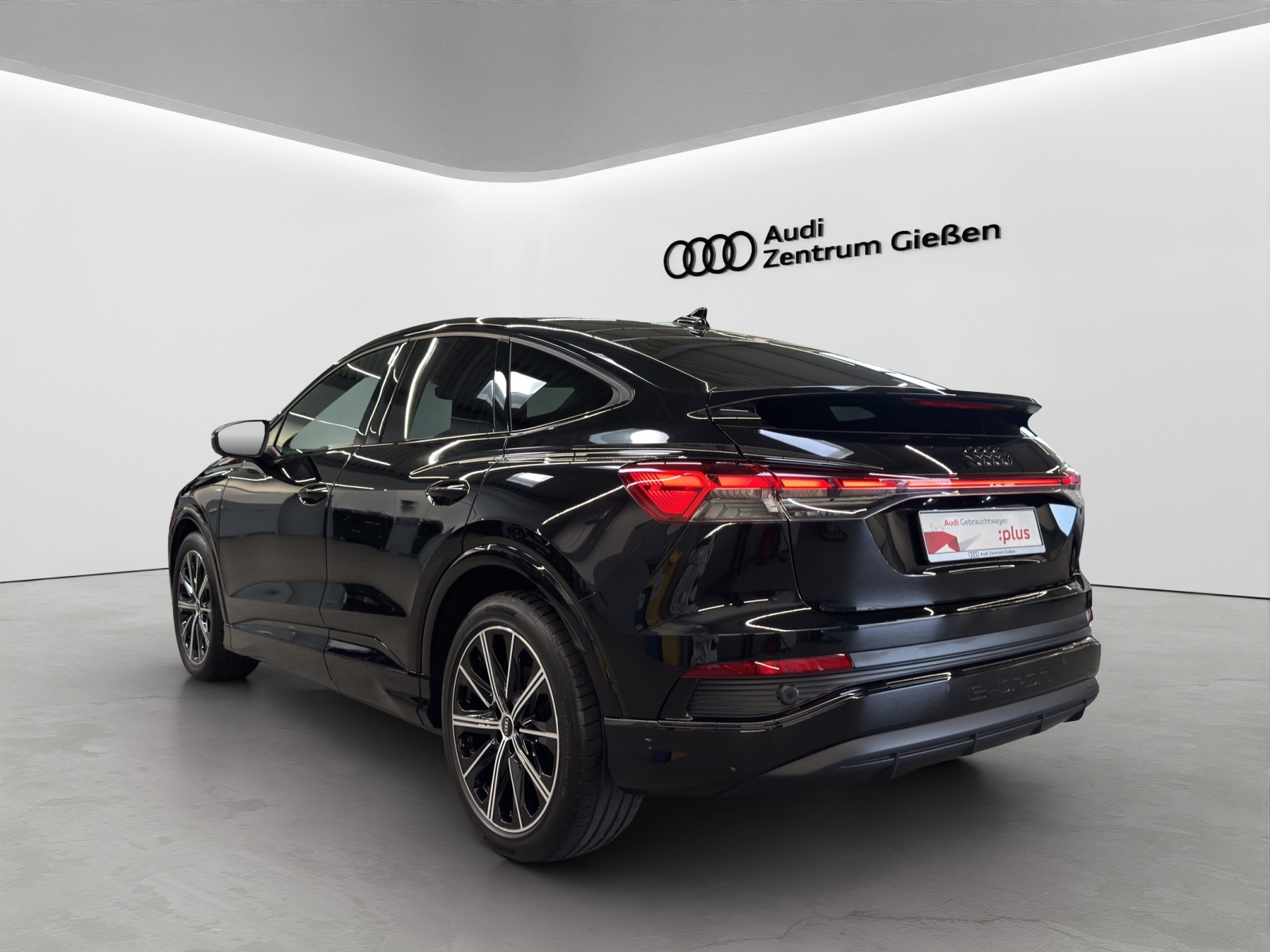 Q4 e-tron Sportback 45 S line Black Matrix-LED Kamera Navi