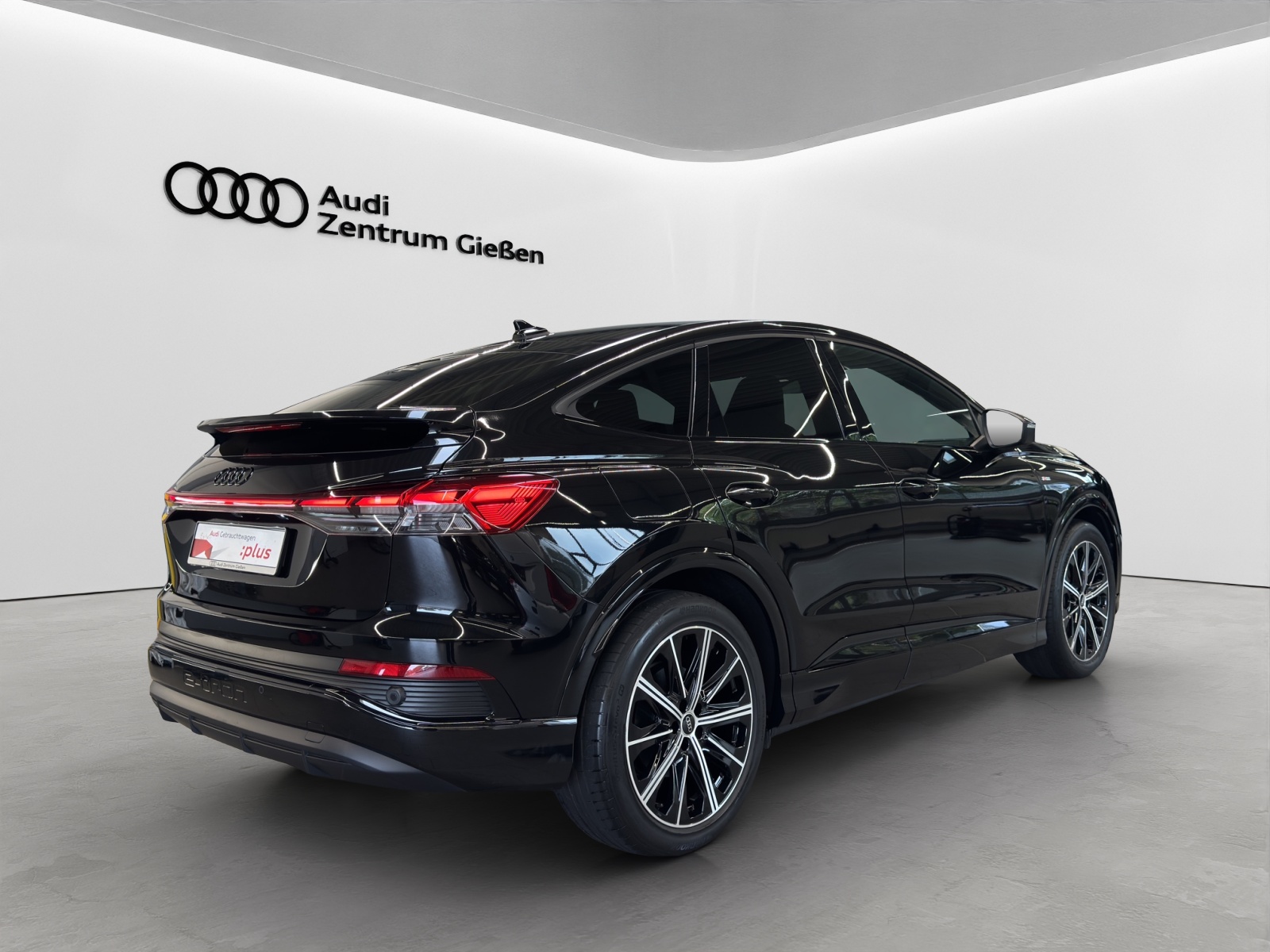 Q4 e-tron Sportback 45 S line Black Matrix-LED Kamera Navi