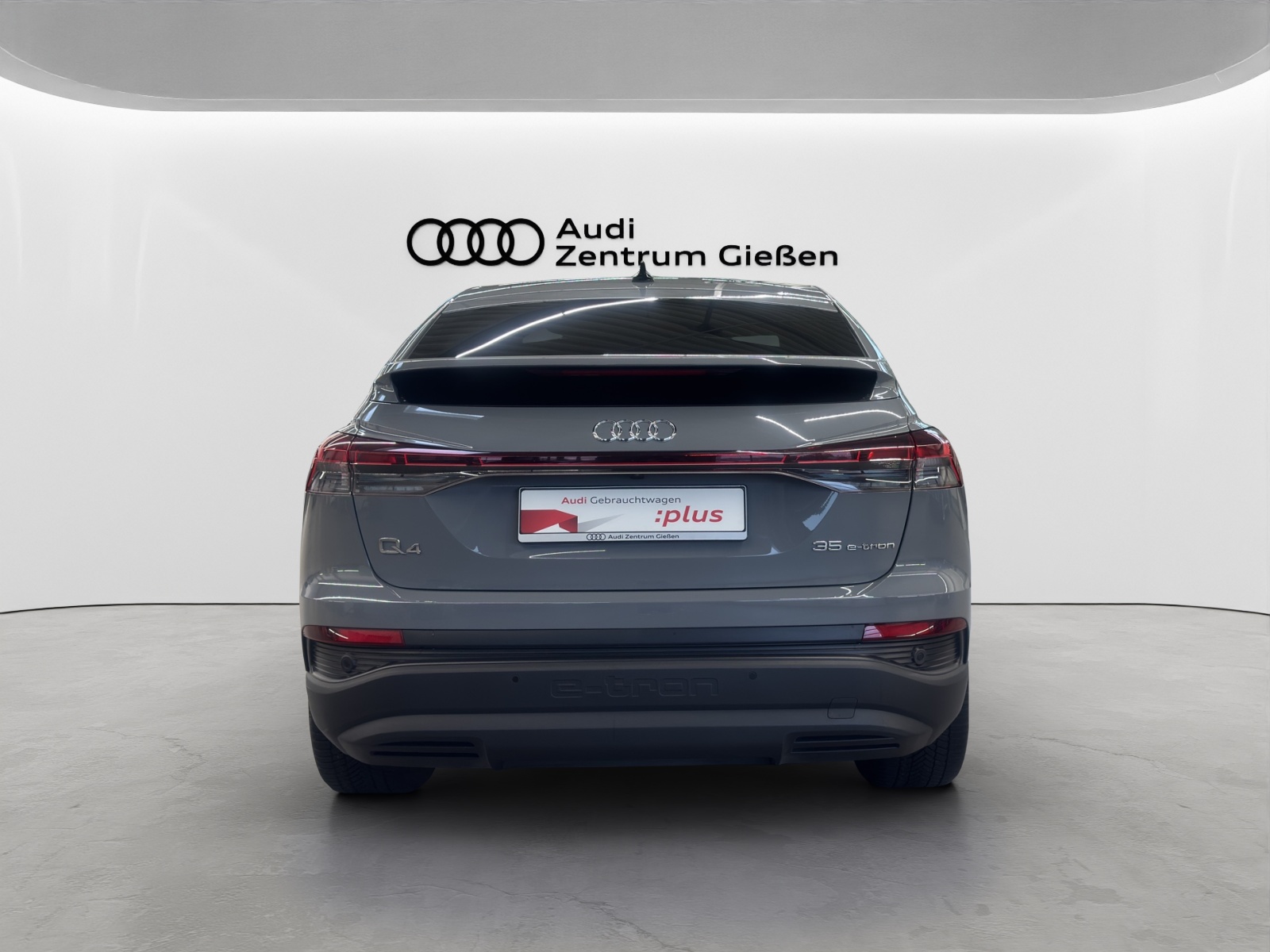Q4 e-tron Sportback 35 basis Kamera Navi LED
