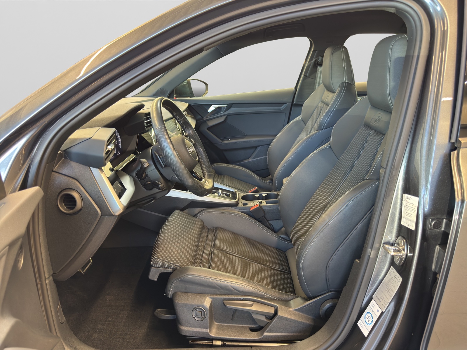 A3 Sportback 30 TDI S-tronic S line ACC LED Navi Sitzheizung