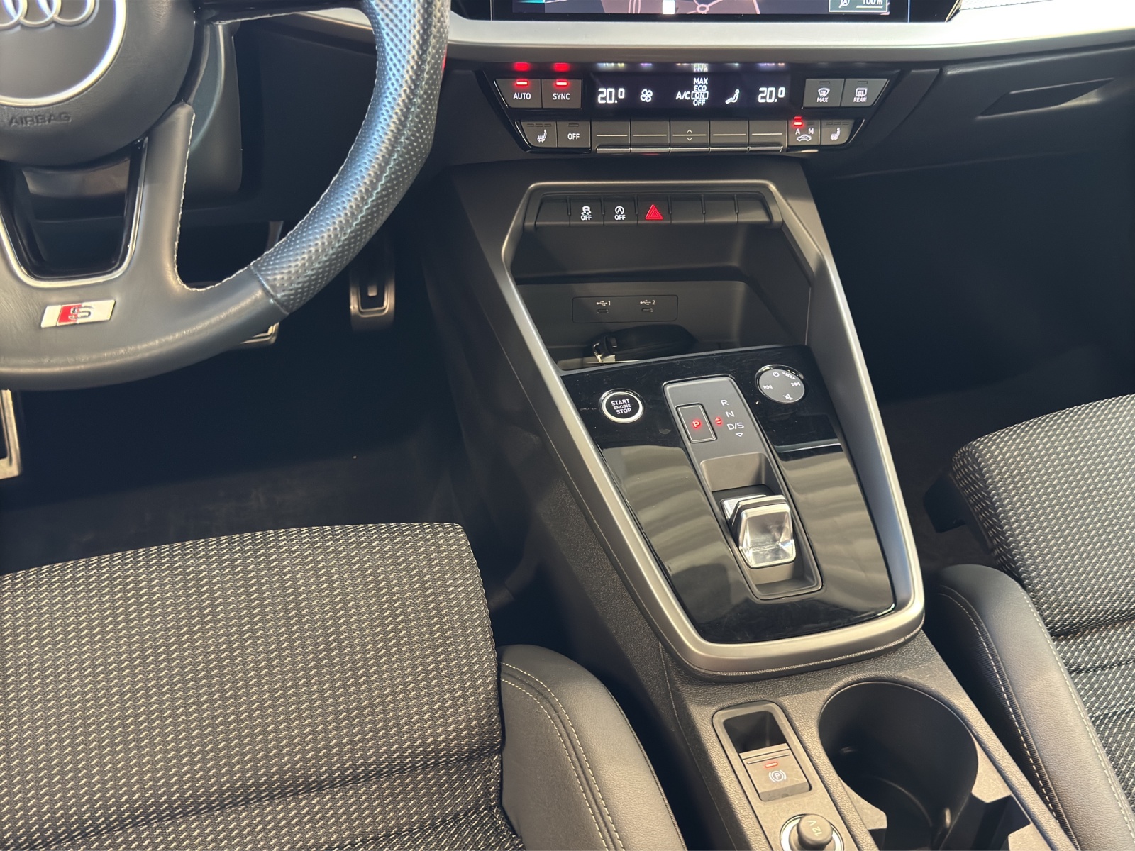 A3 Sportback 30 TDI S-tronic S line ACC LED Navi Sitzheizung