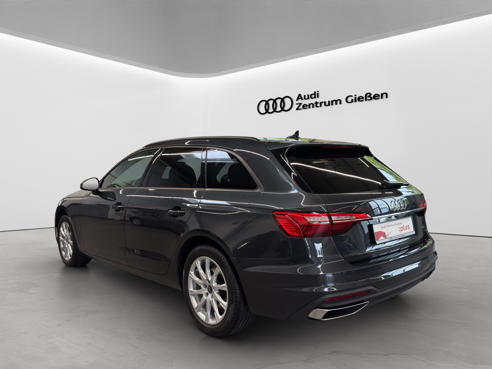 A4 Avant 40 TFSI quattro basis AHK Kamera Navi LED