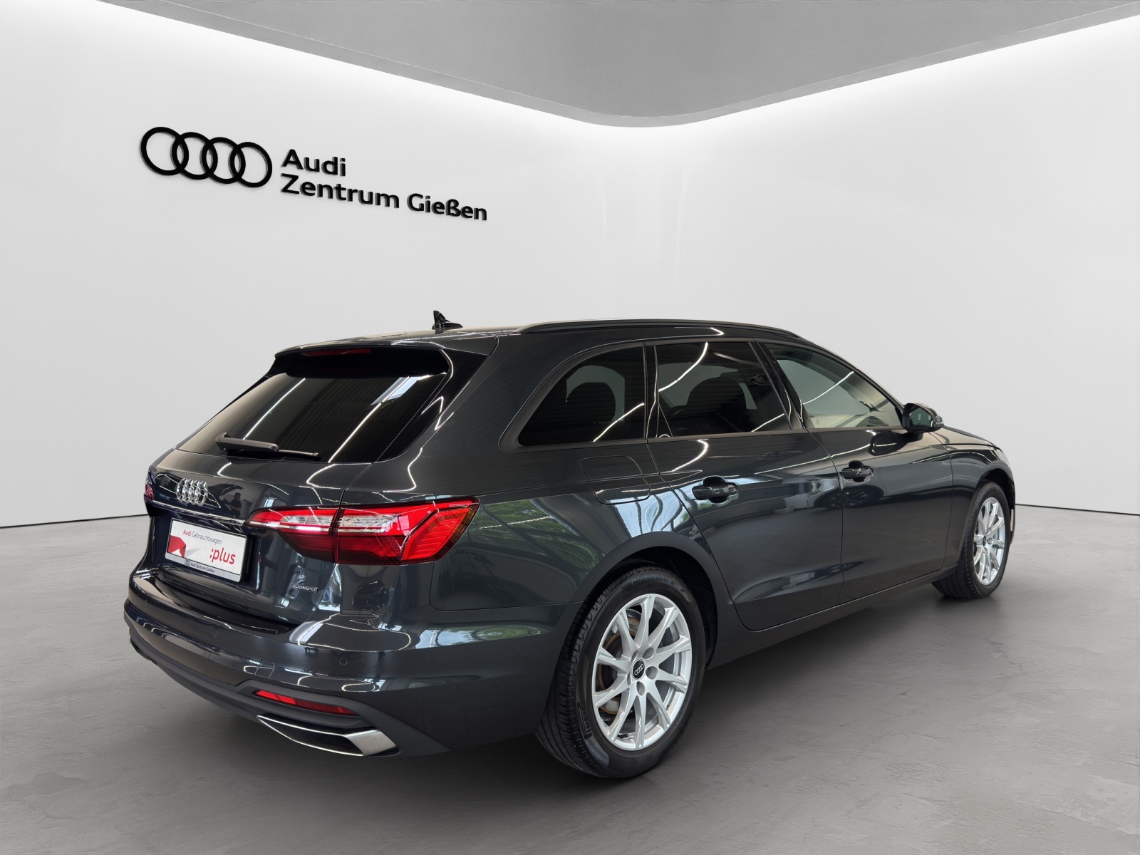 A4 Avant 40 TFSI quattro basis AHK Kamera Navi LED