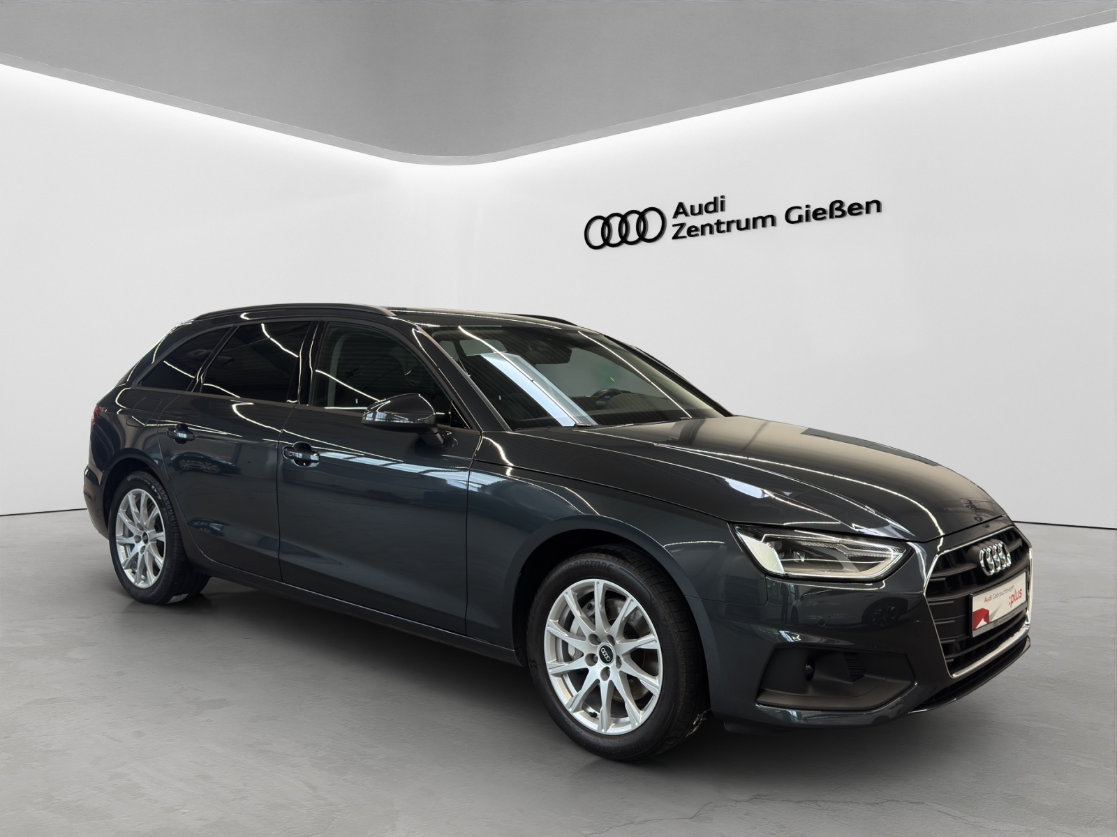 A4 Avant 40 TFSI quattro basis AHK Kamera Navi LED